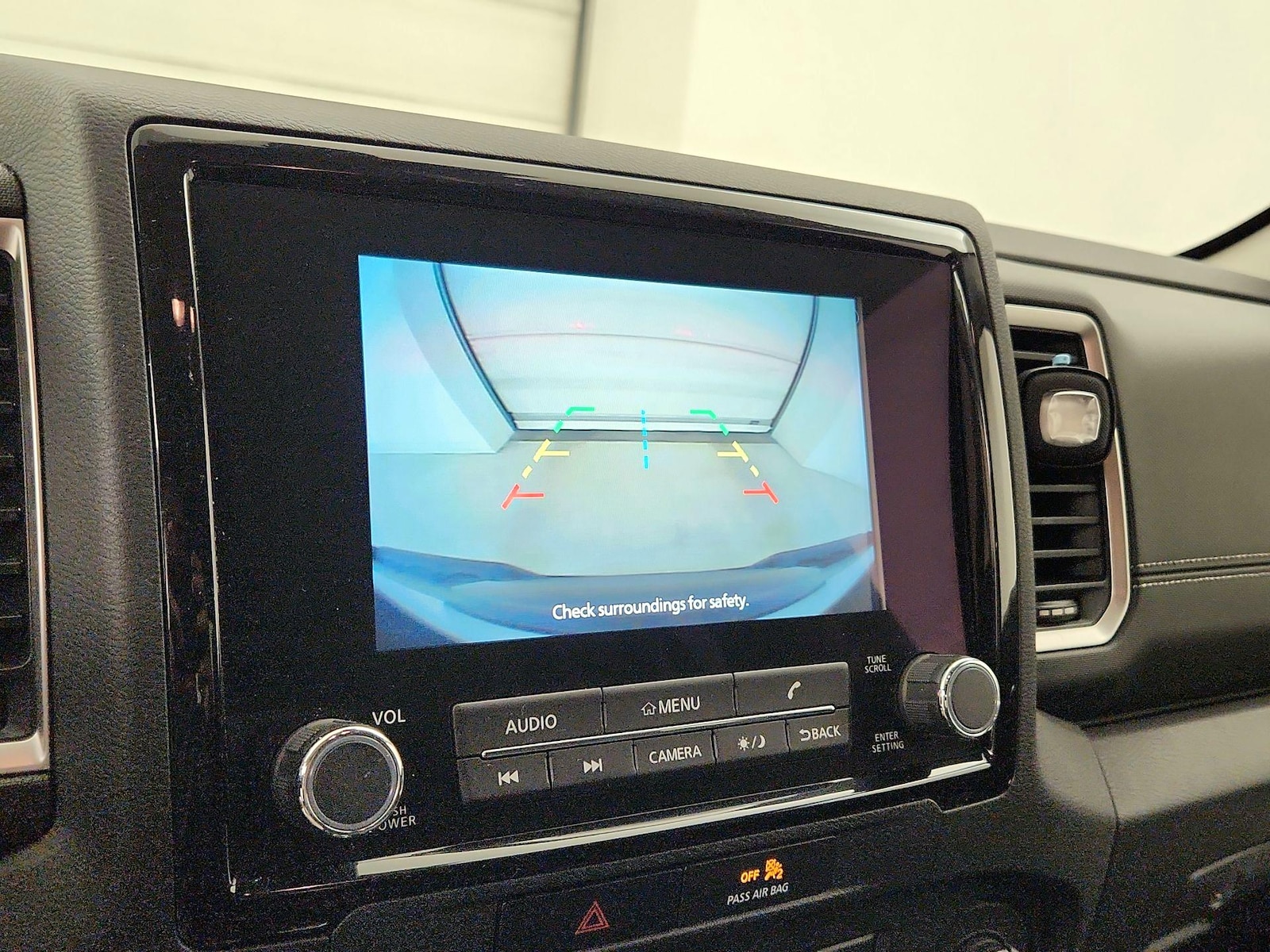 2022 Nissan Frontier SV - Photo 15