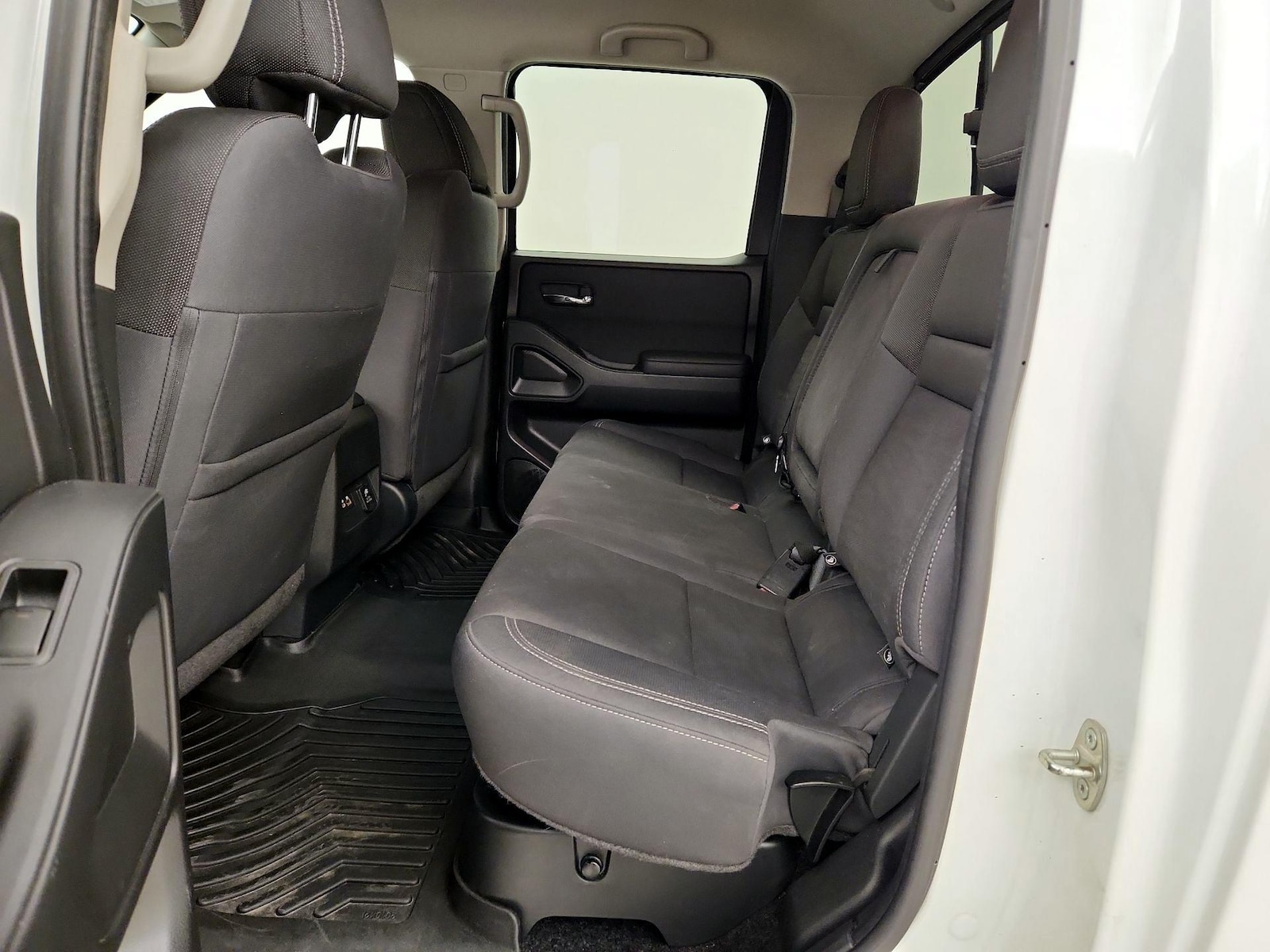 2022 Nissan Frontier SV - Photo 20