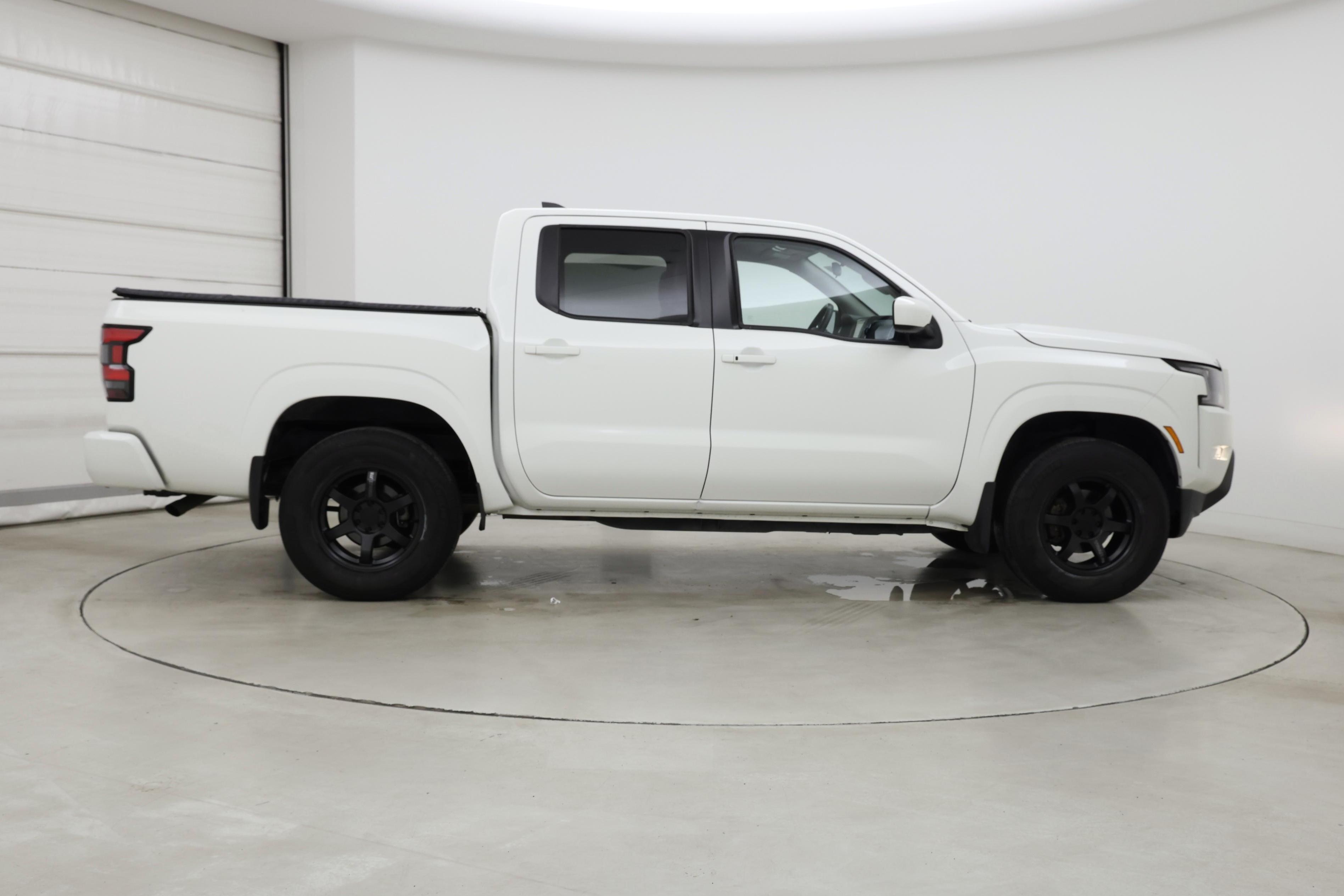 Thumbnail: 2022 Nissan Frontier - 7