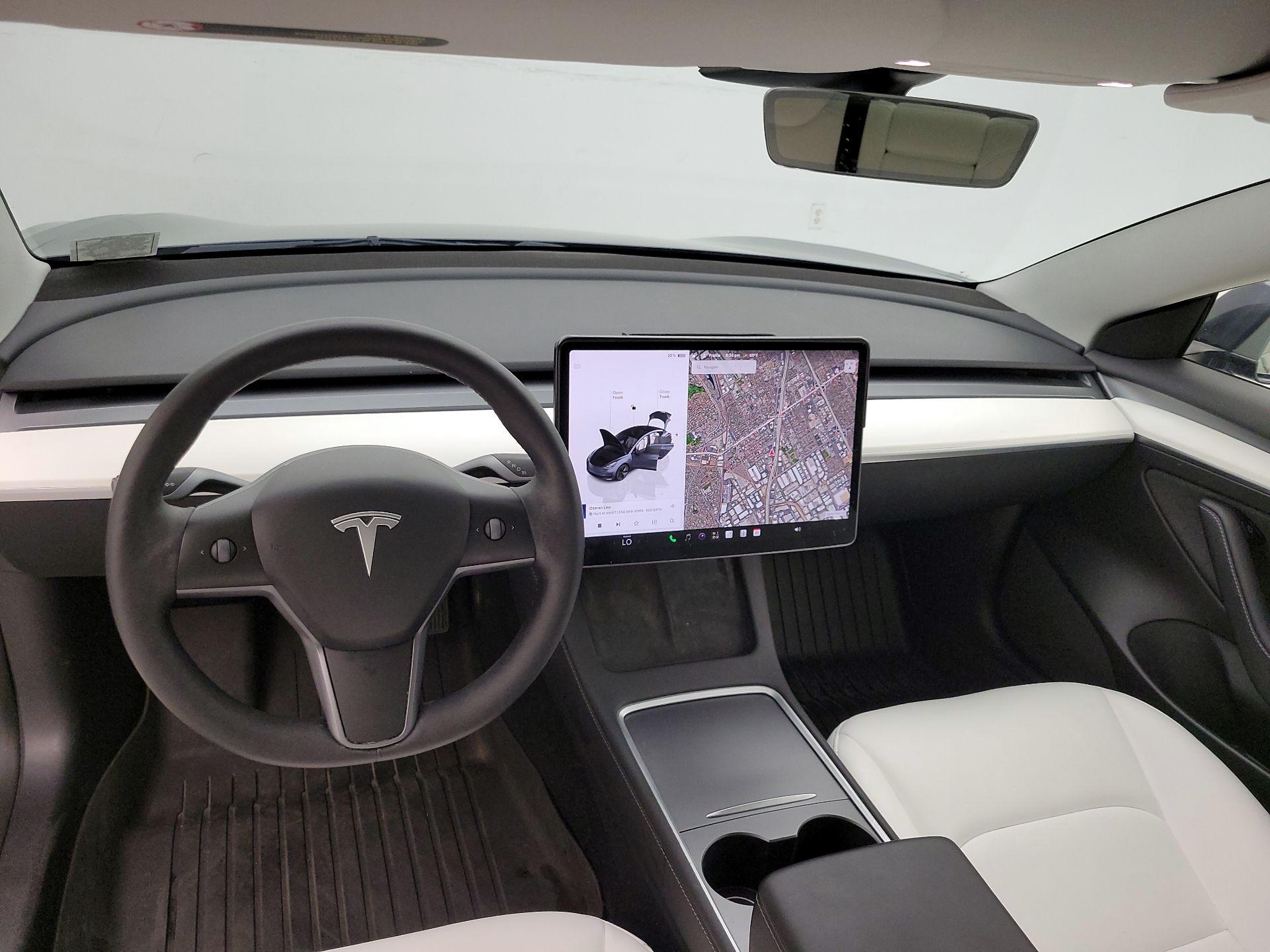 Thumbnail: 2023 Tesla Model 3 - 9