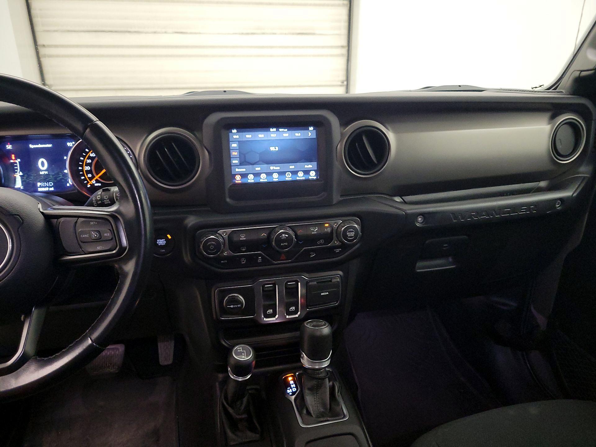 Thumbnail: 2020 Jeep Wrangler - 9