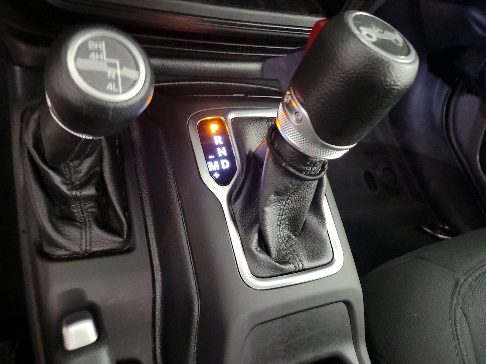 2020 Jeep Wrangler Sport S - Photo 18