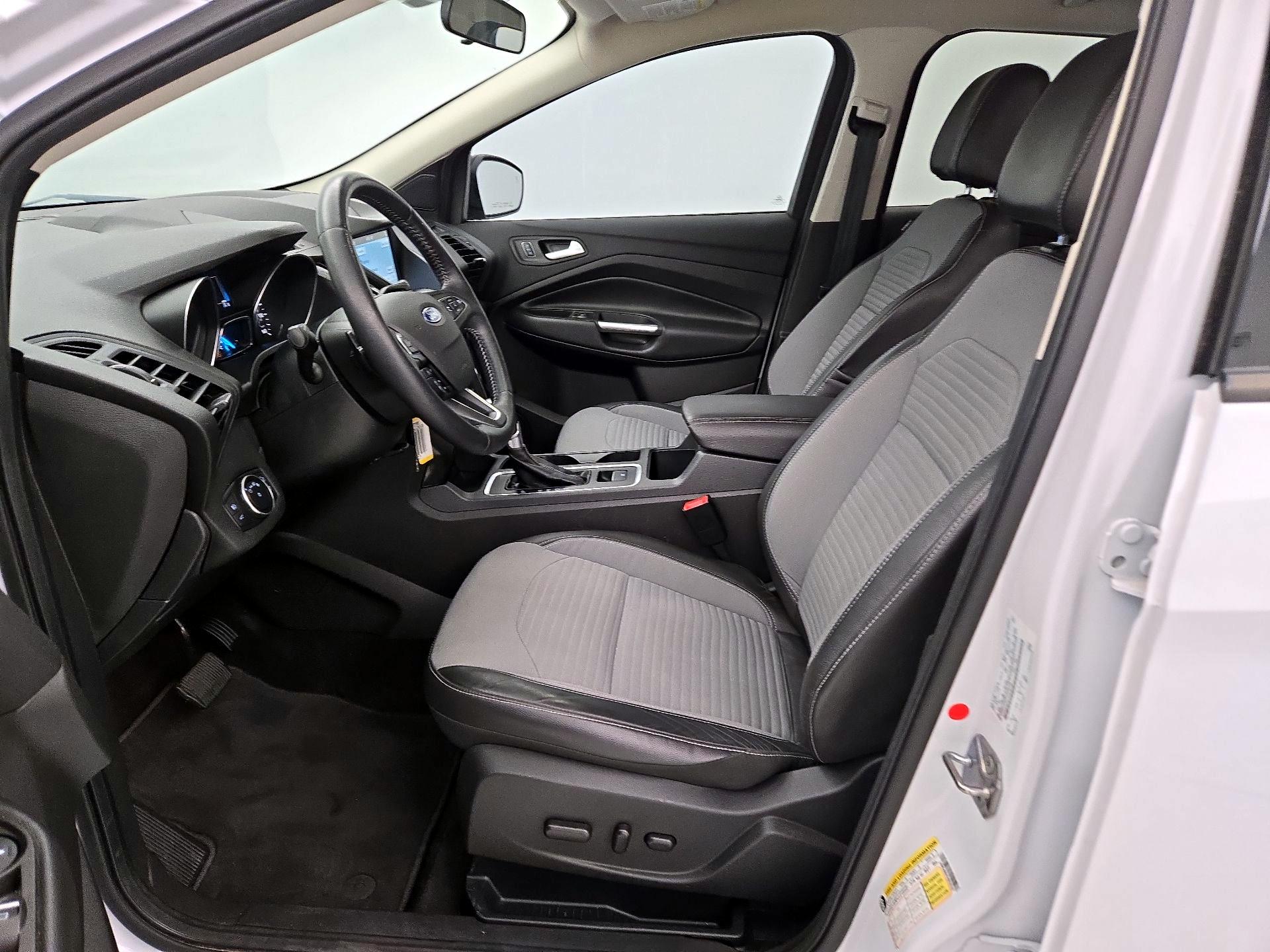 Thumbnail: 2017 Ford Escape - 11