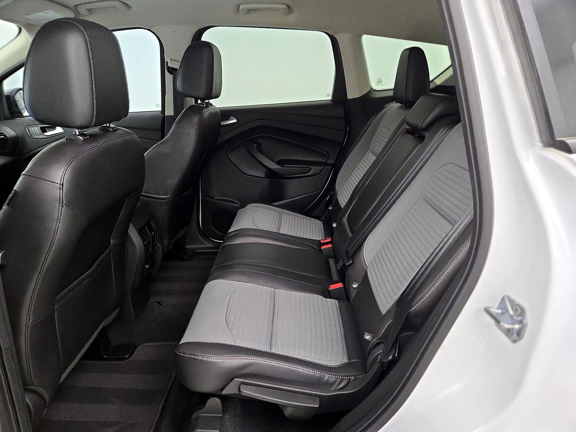Thumbnail: 2017 Ford Escape - 19
