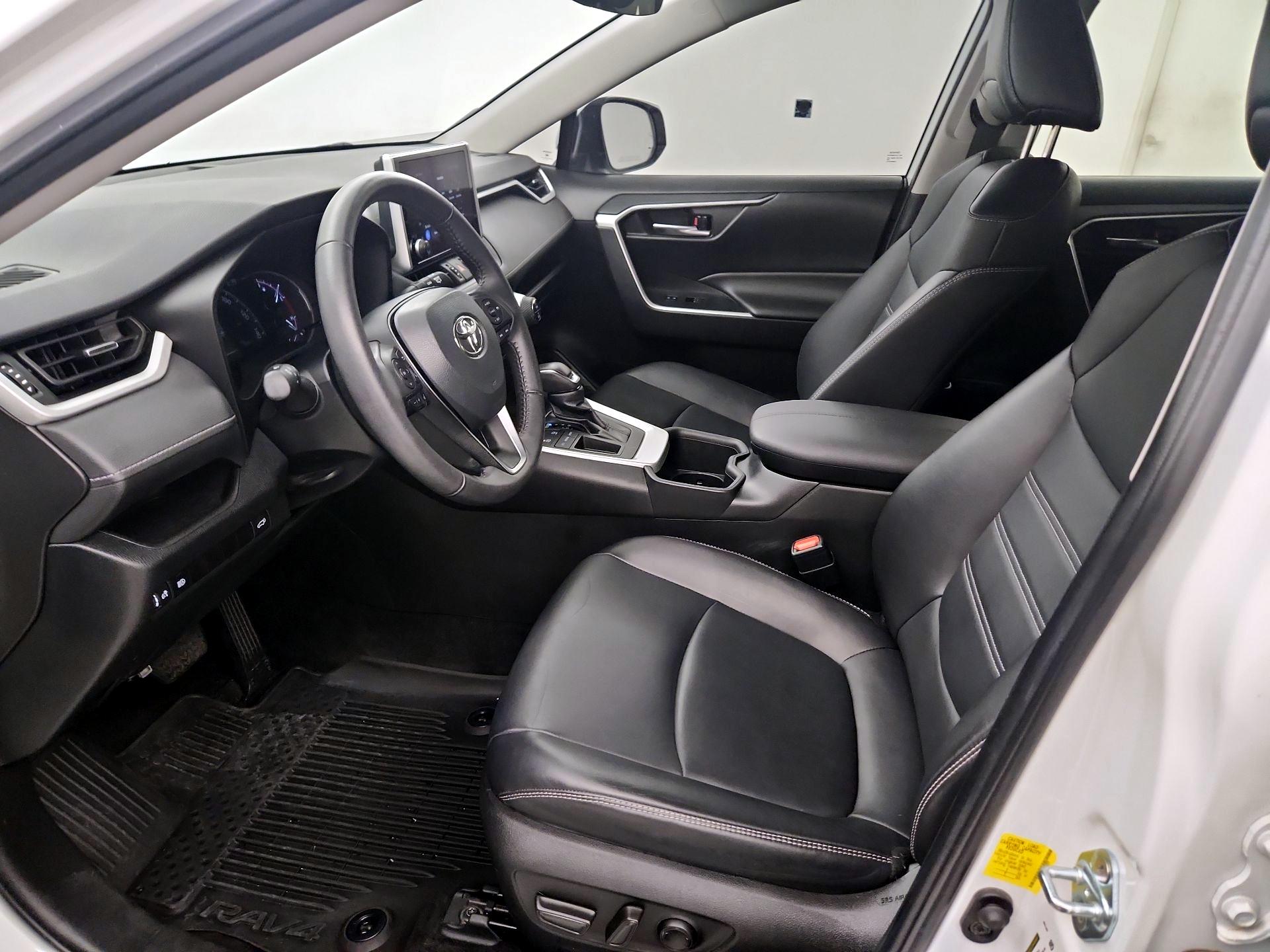 Thumbnail: 2023 Toyota RAV4 - 11