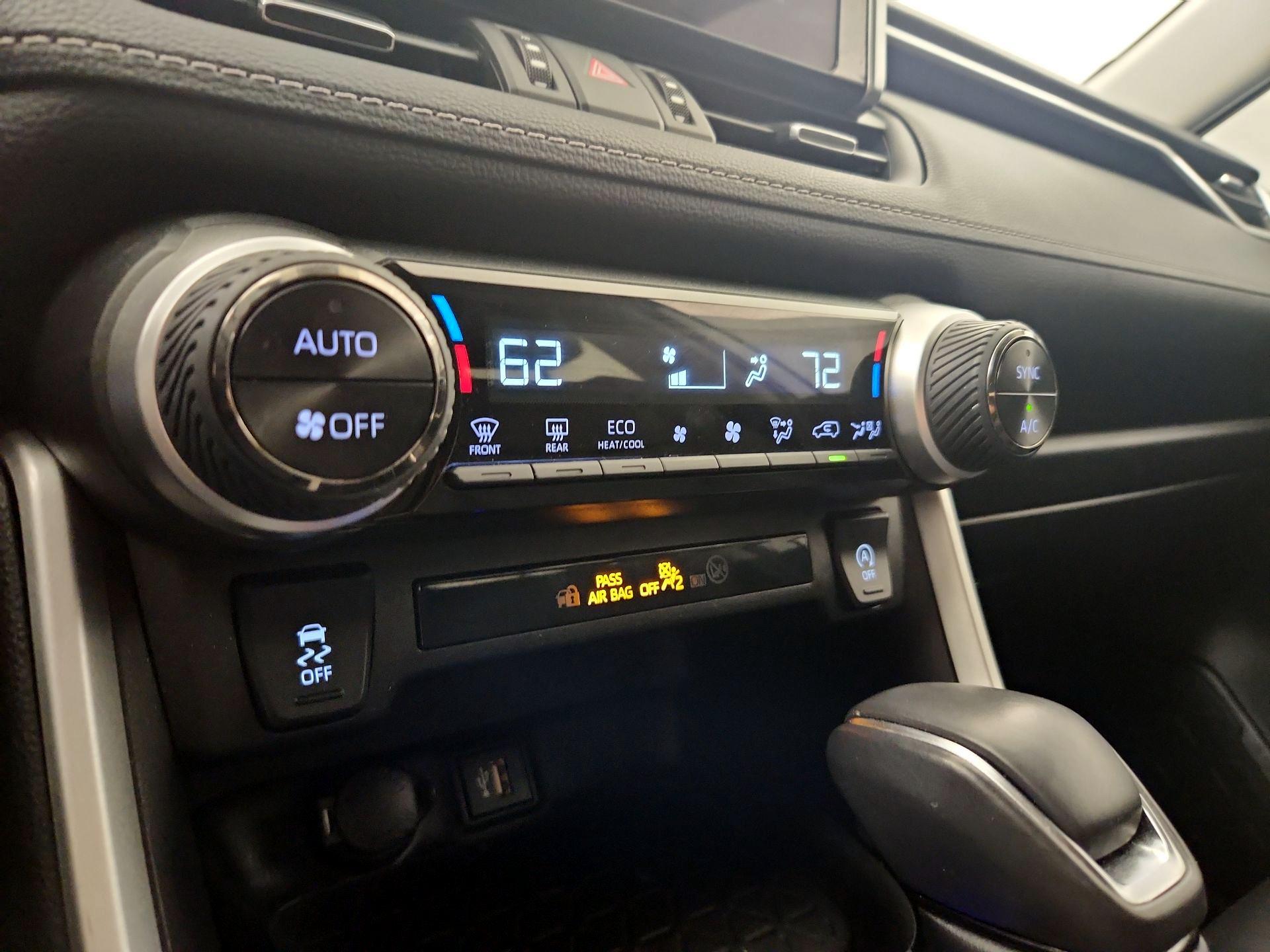 Thumbnail: 2023 Toyota RAV4 - 16