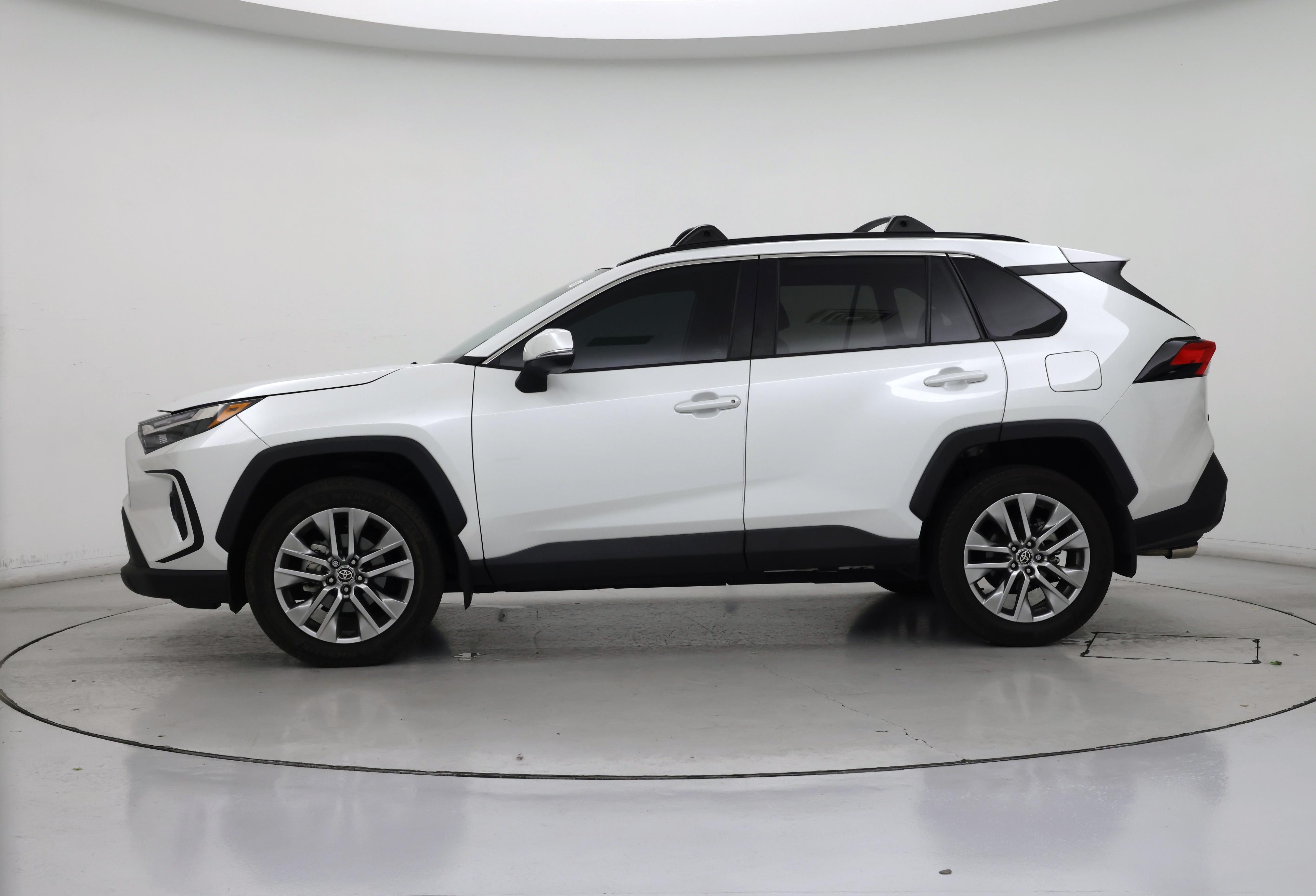 Thumbnail: 2023 Toyota RAV4 - 3