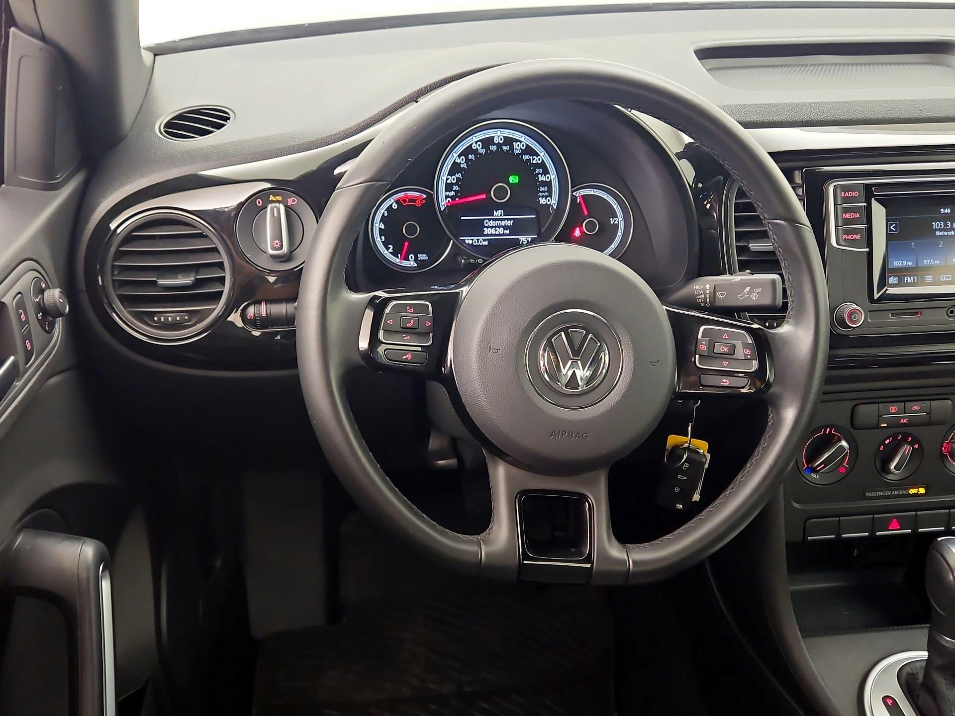 Thumbnail: 2017 Volkswagen Beetle - 10