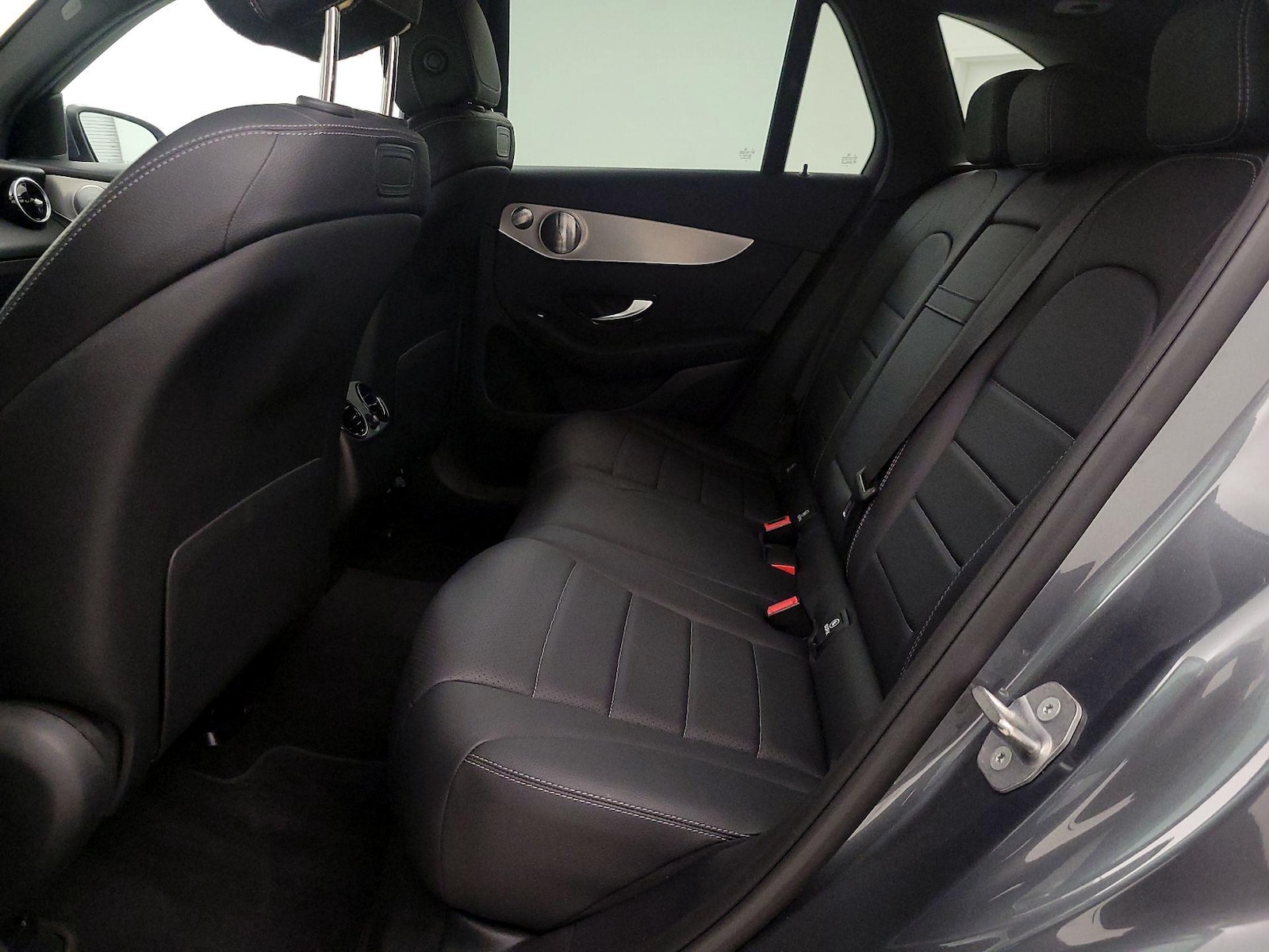2019 Mercedes-Benz GLC GLC300 - Photo 19