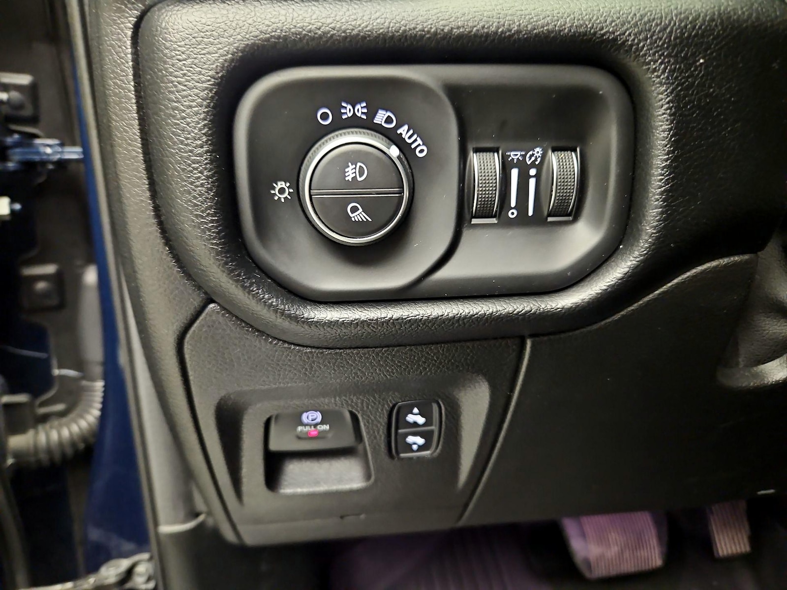 2020 RAM Ram 1500 Pickup Laramie - Photo 14