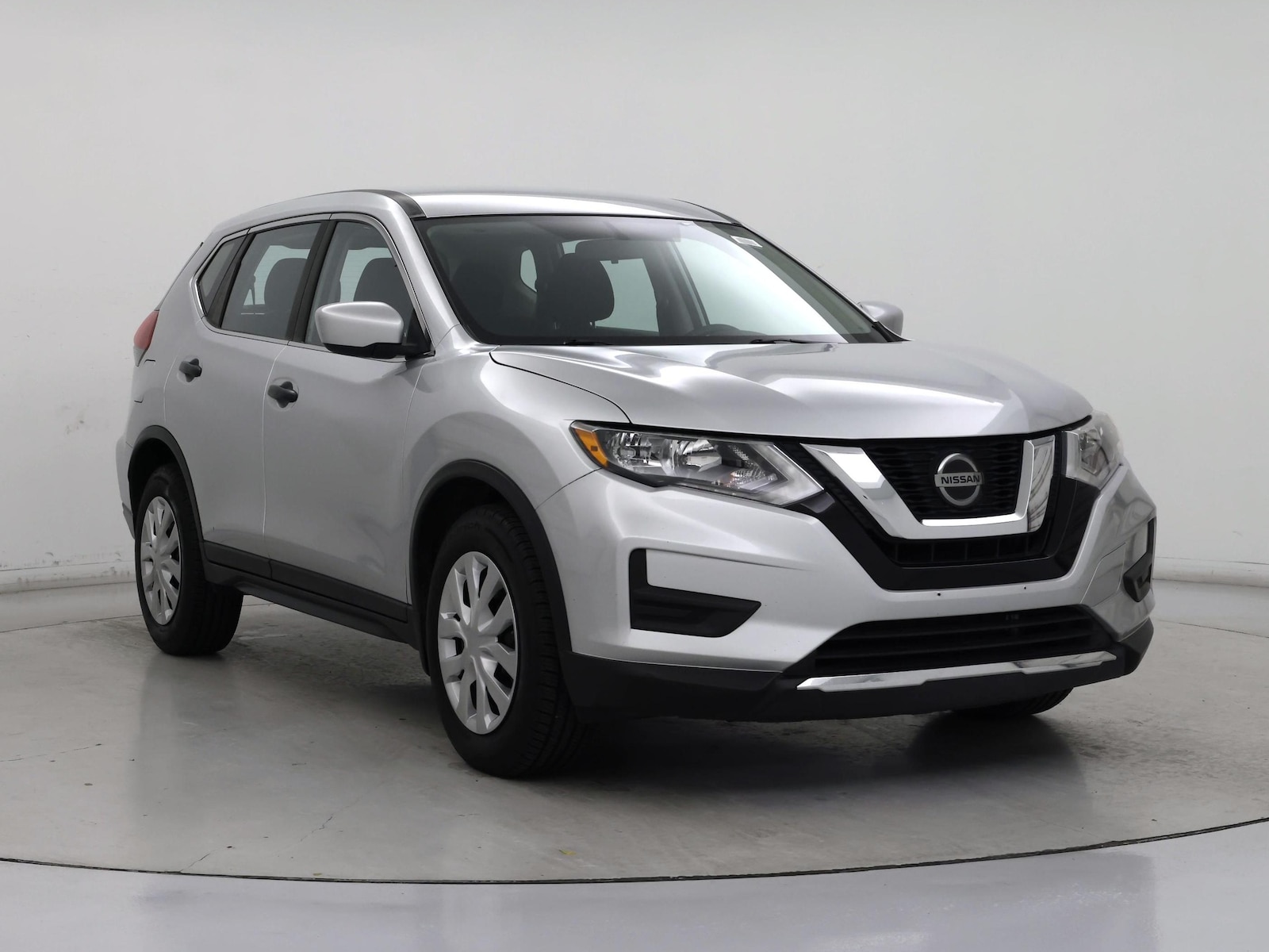 2018 Nissan Rogue S - Photo 2