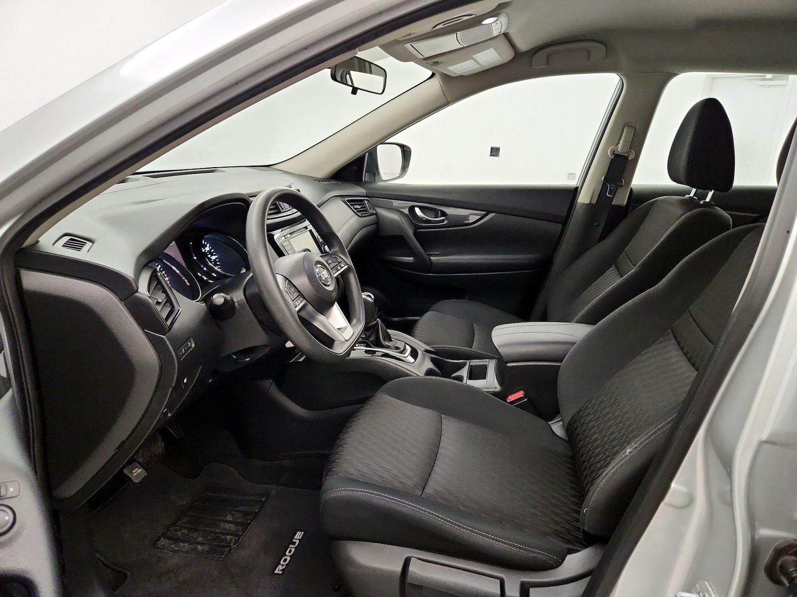 2018 Nissan Rogue S - Photo 12