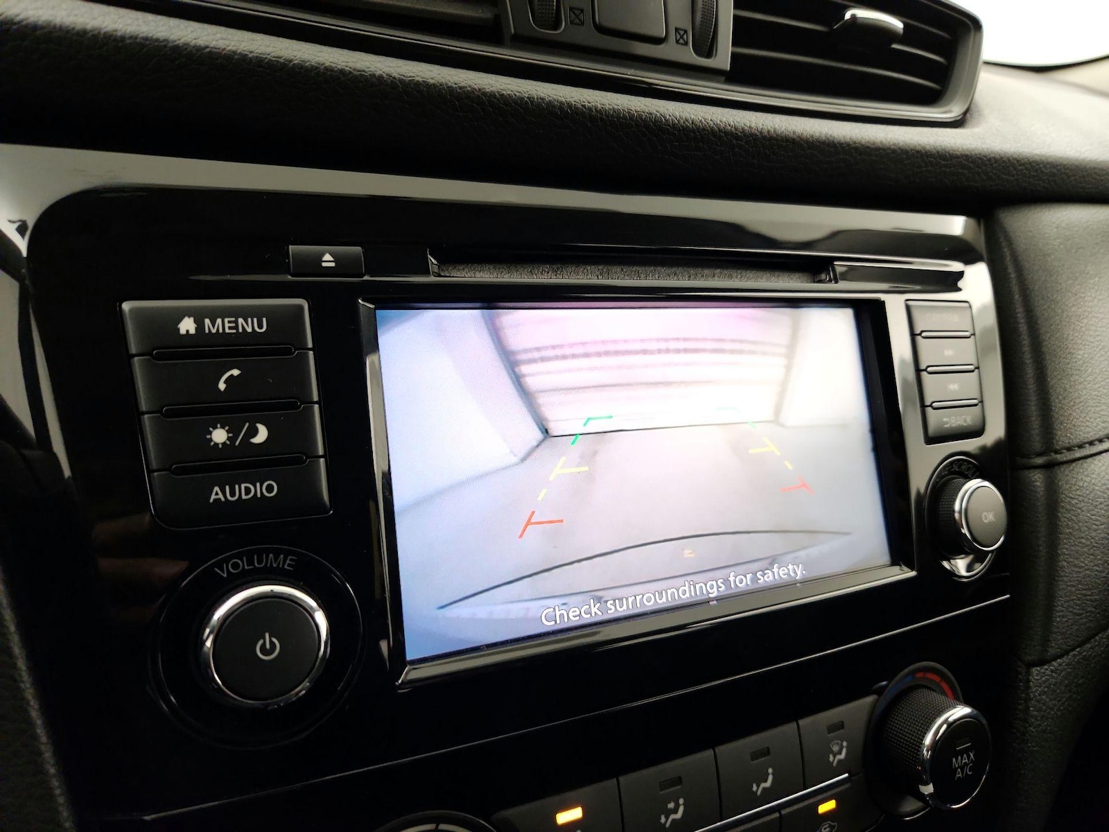 2018 Nissan Rogue S - Photo 15