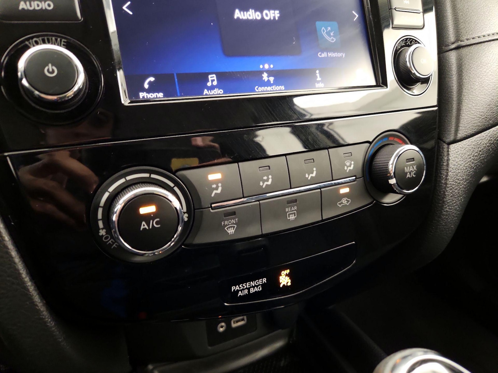 2018 Nissan Rogue S - Photo 17