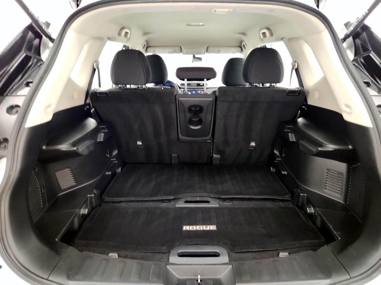 2018 Nissan Rogue S - Photo 21