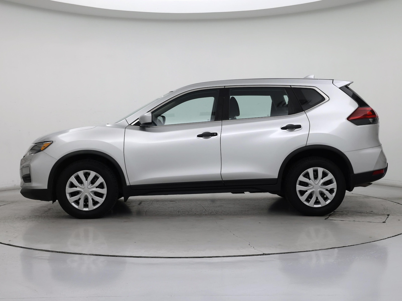 2018 Nissan Rogue S - Photo 4
