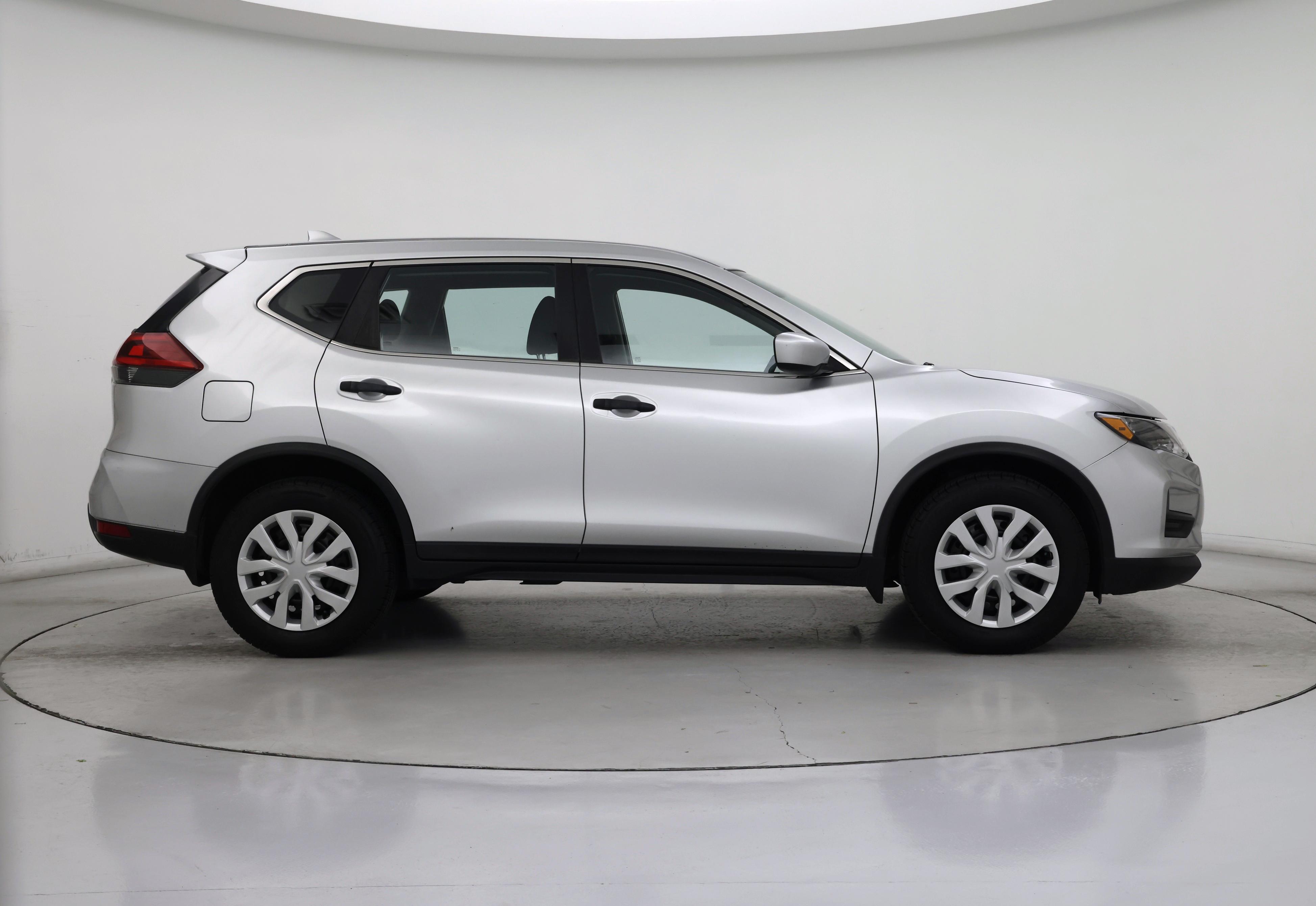 Thumbnail: 2018 Nissan Rogue - 7