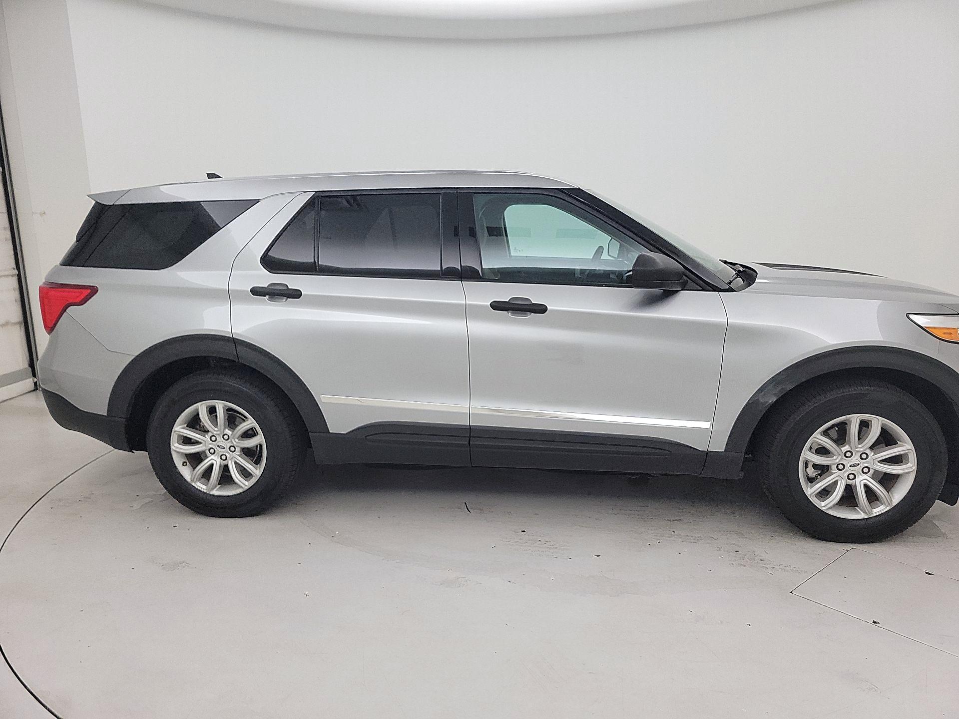 Thumbnail: 2021 Ford Explorer - 4