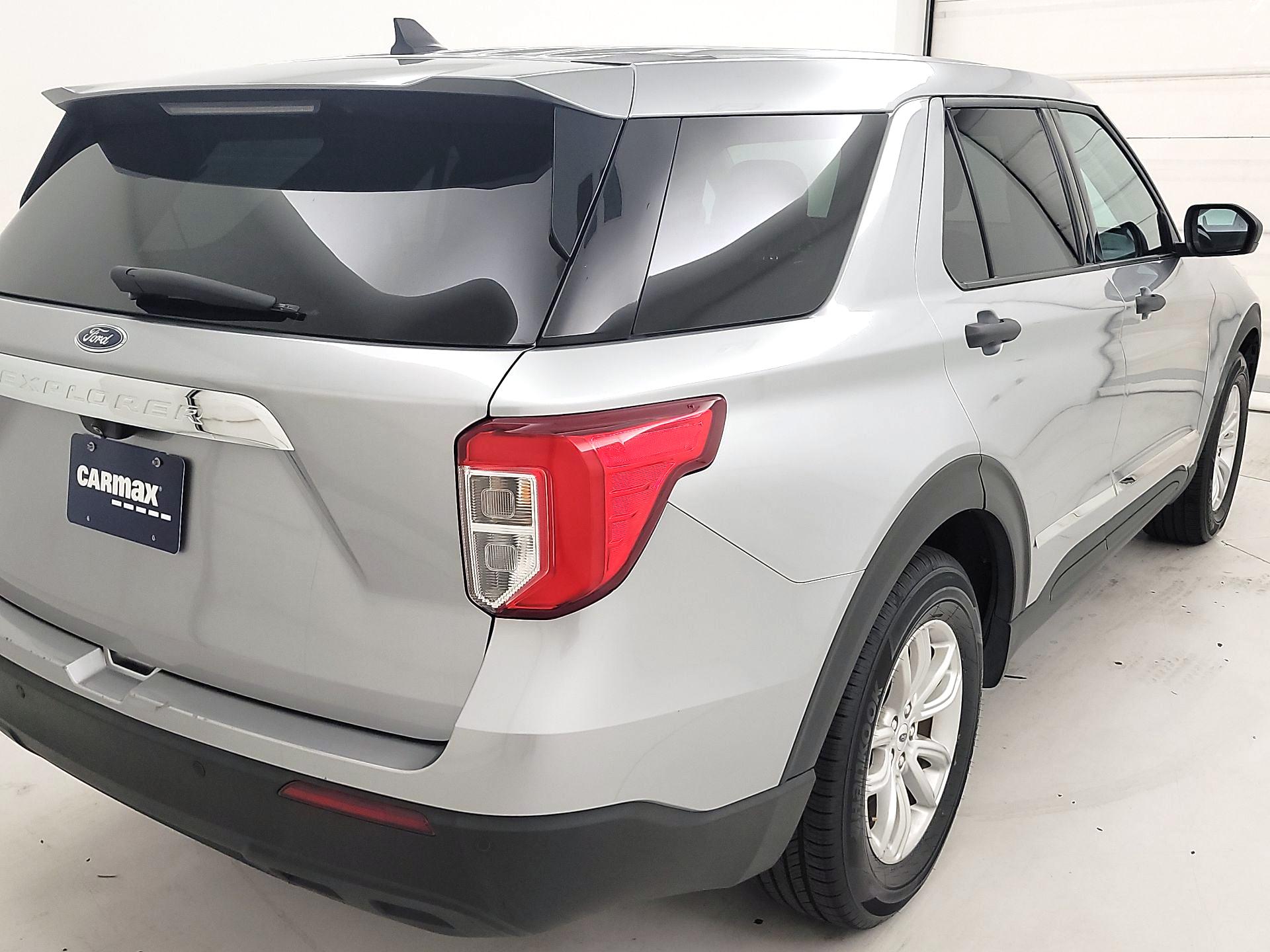 Thumbnail: 2021 Ford Explorer - 5