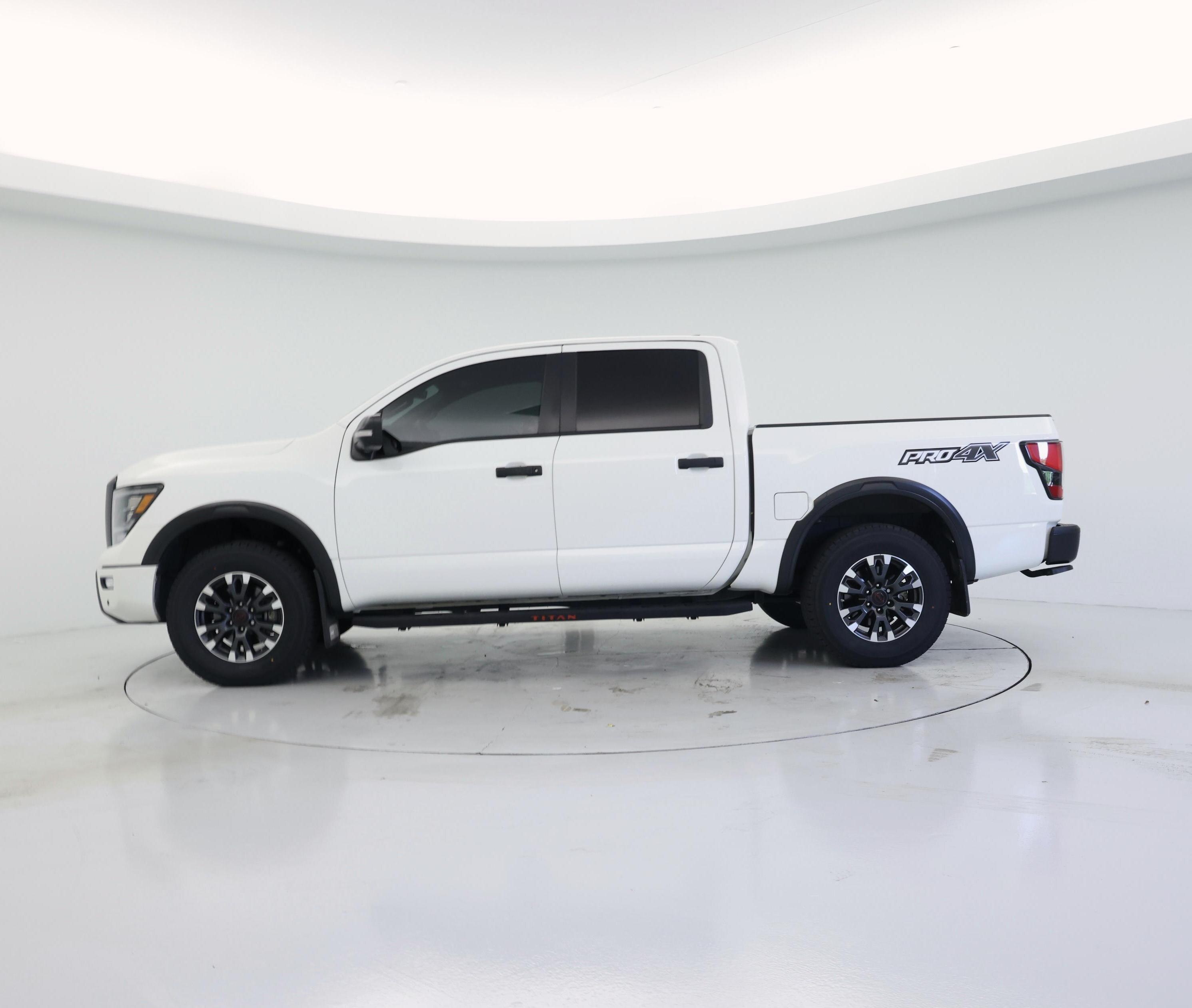 Thumbnail: 2024 Nissan Titan - 3