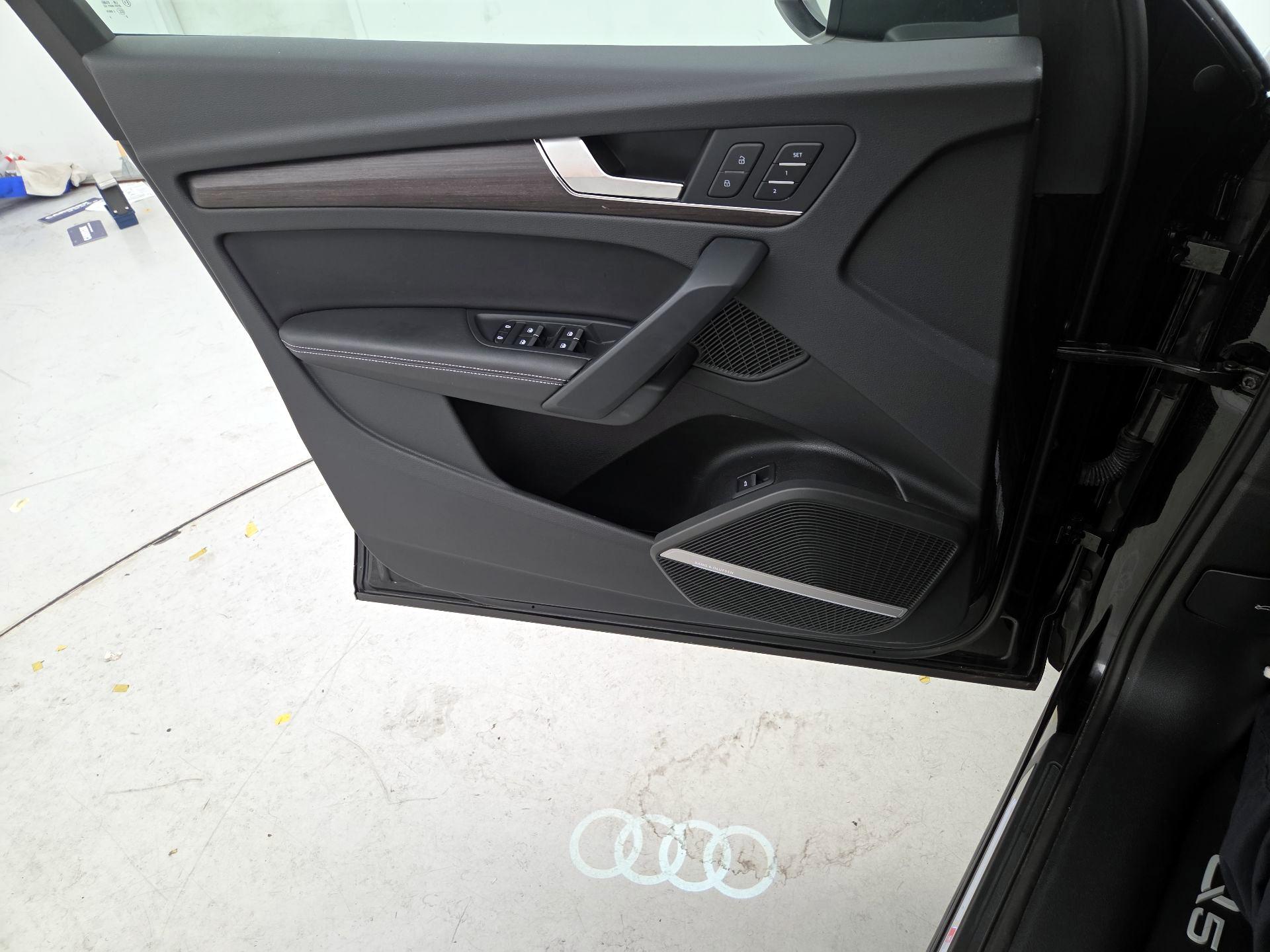 Thumbnail: 2023 Audi Q5 - 12