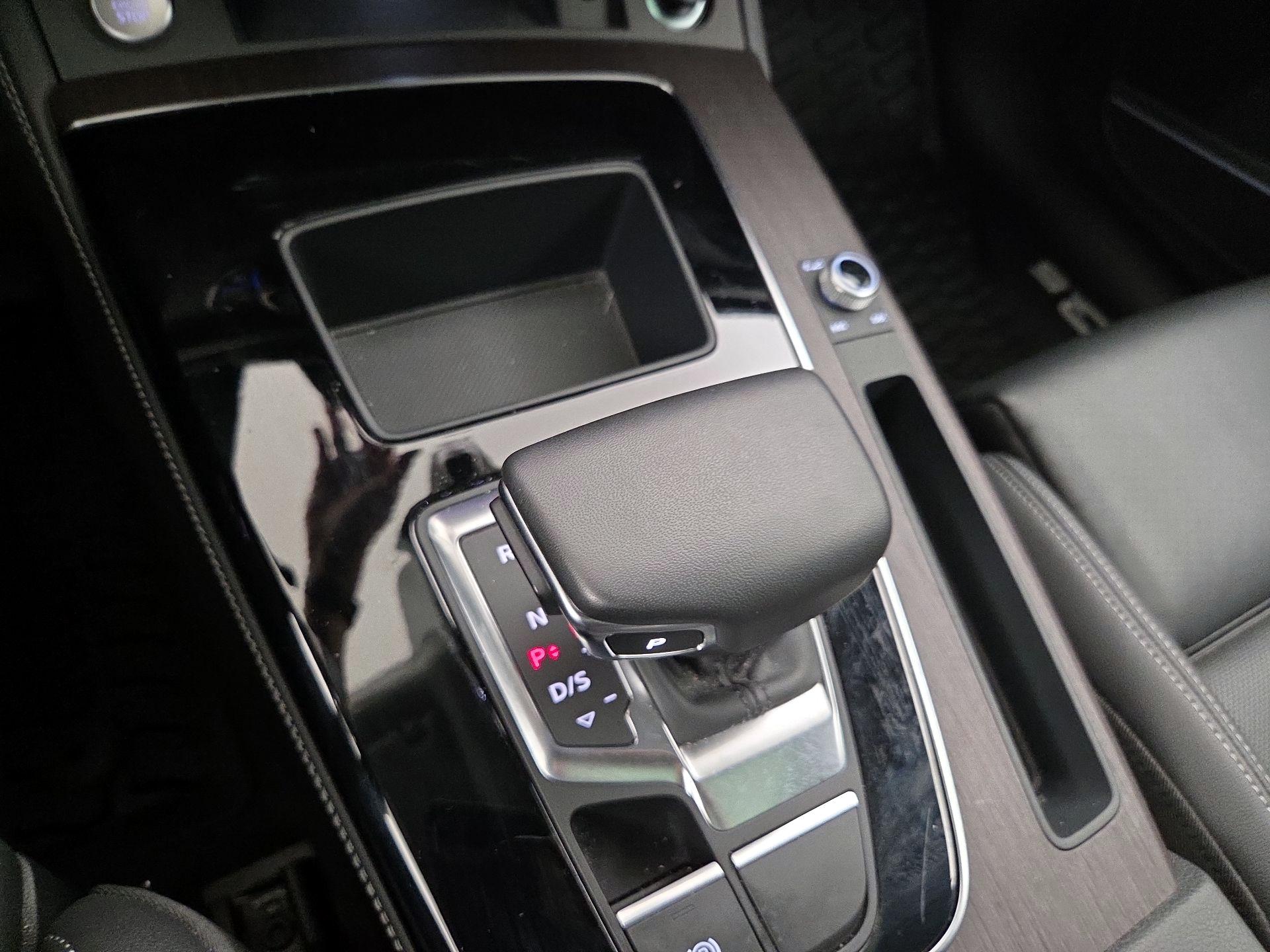 Thumbnail: 2023 Audi Q5 - 18