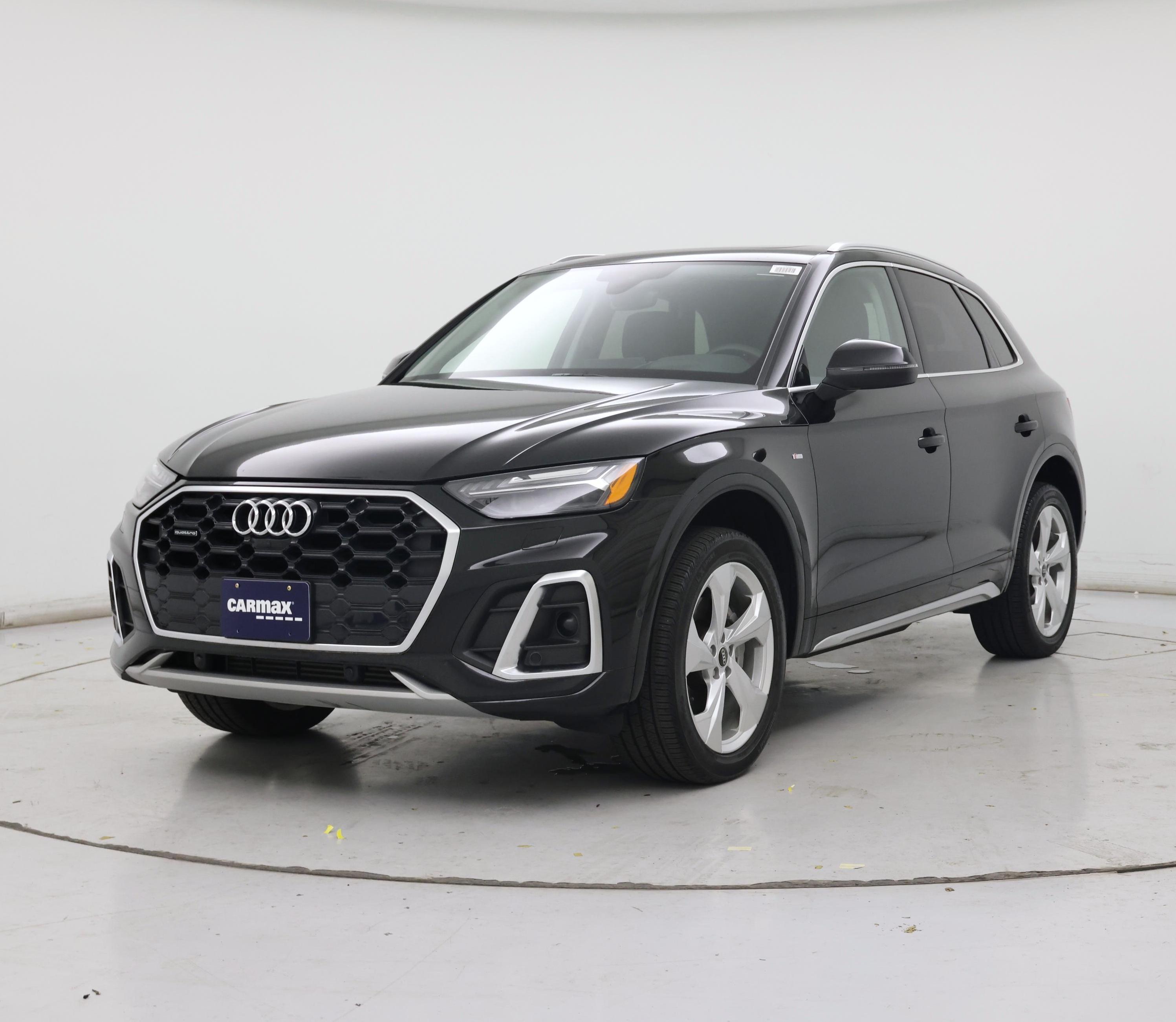 Thumbnail: 2023 Audi Q5 - 4