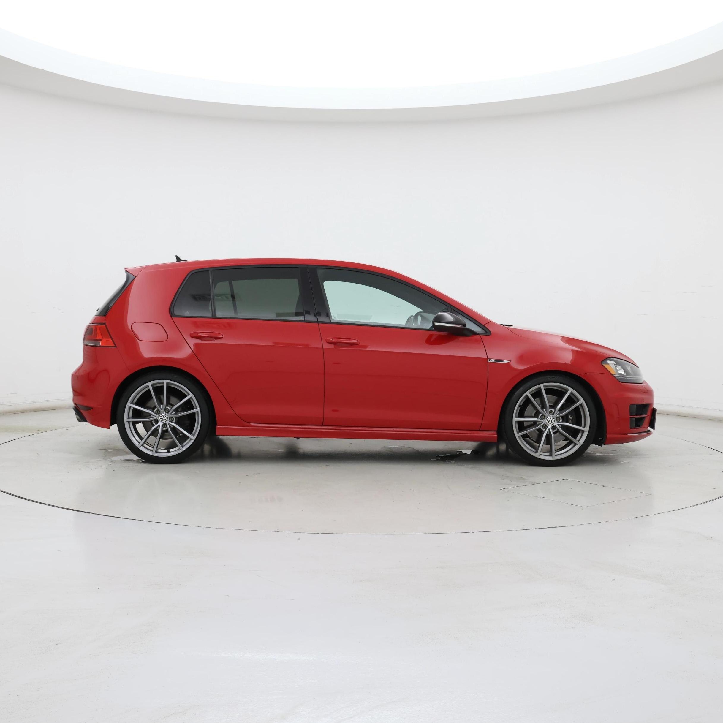 Thumbnail: 2017 Volkswagen Golf - 7