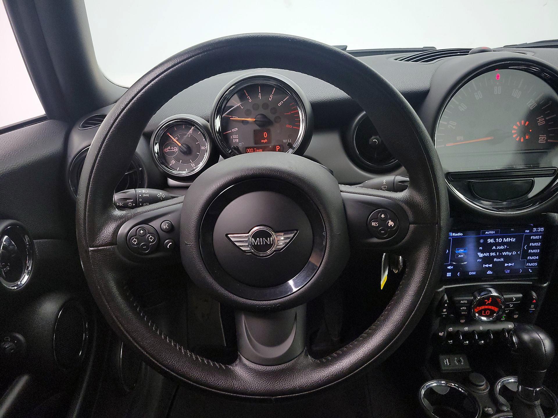 Thumbnail: 2015 MINI Cooper - 10
