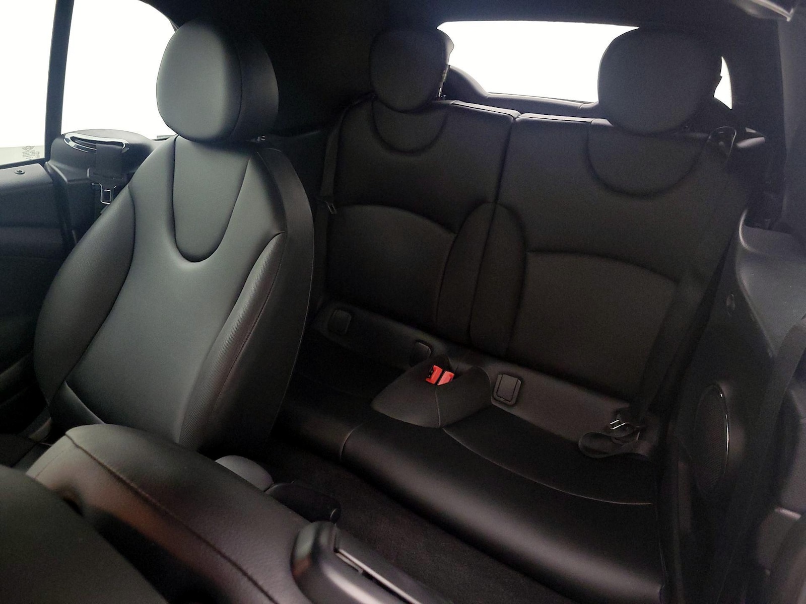 2015 MINI Cooper Base - Photo 18