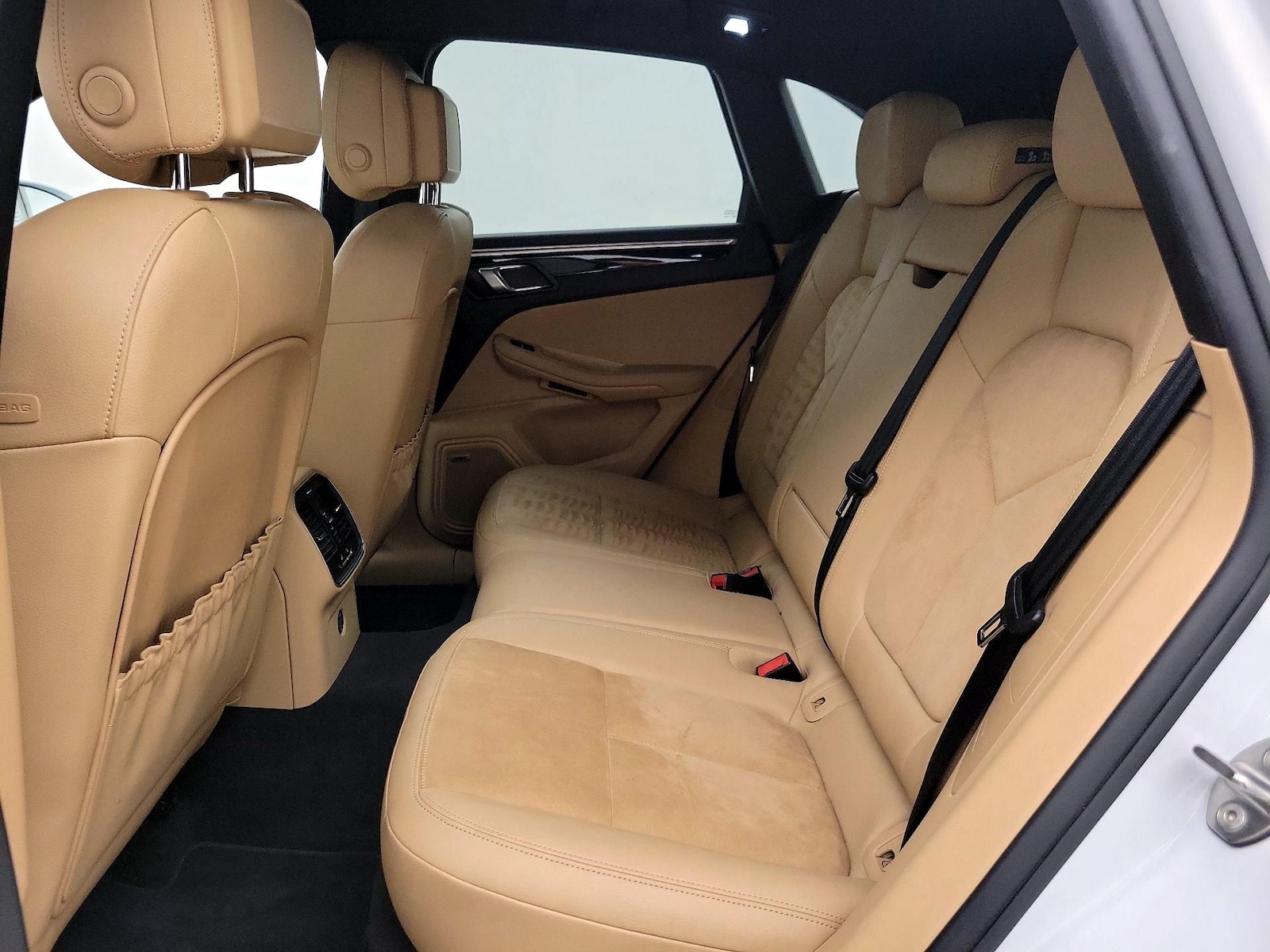 2018 Porsche Macan Base - Photo 21