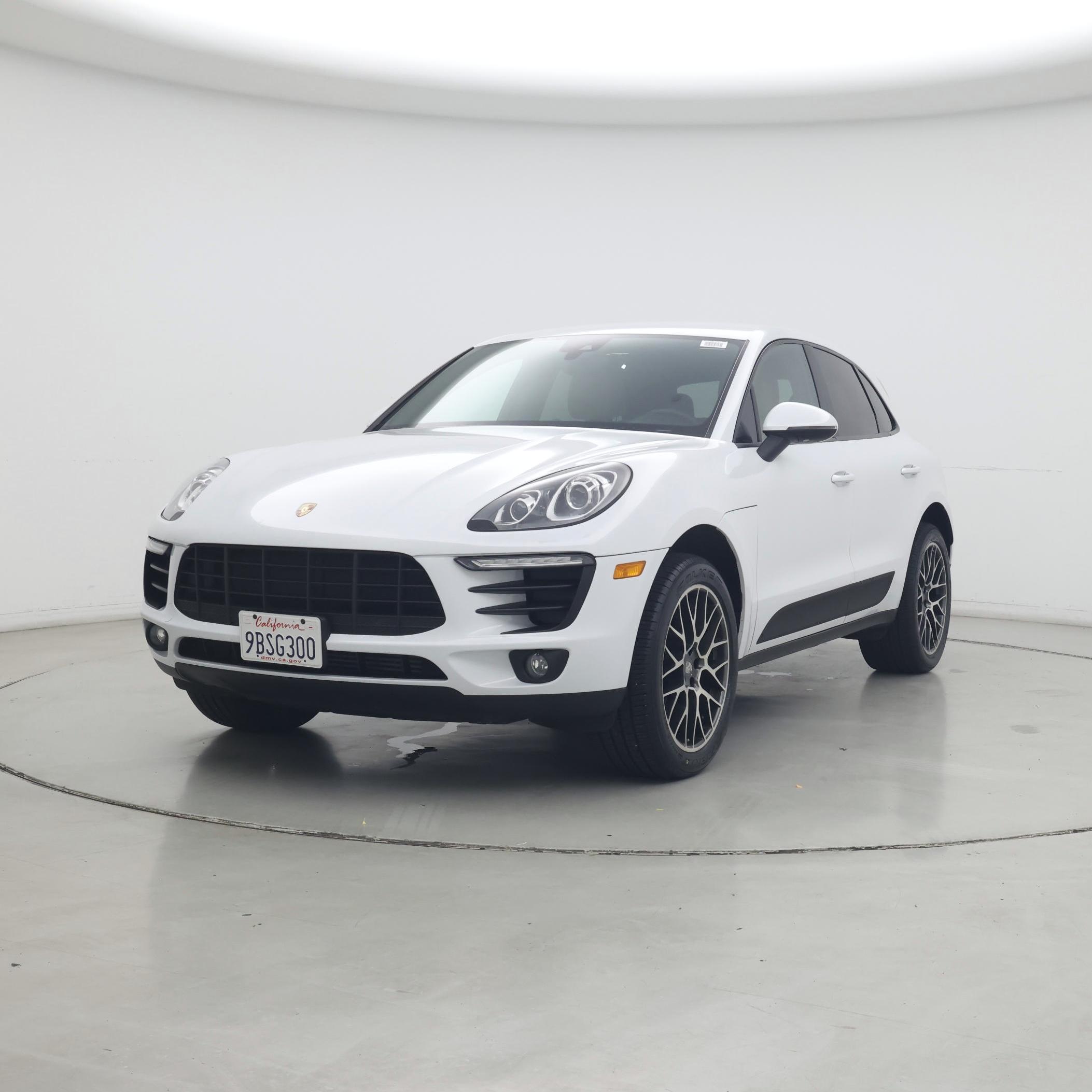 Thumbnail: 2018 Porsche Macan - 4