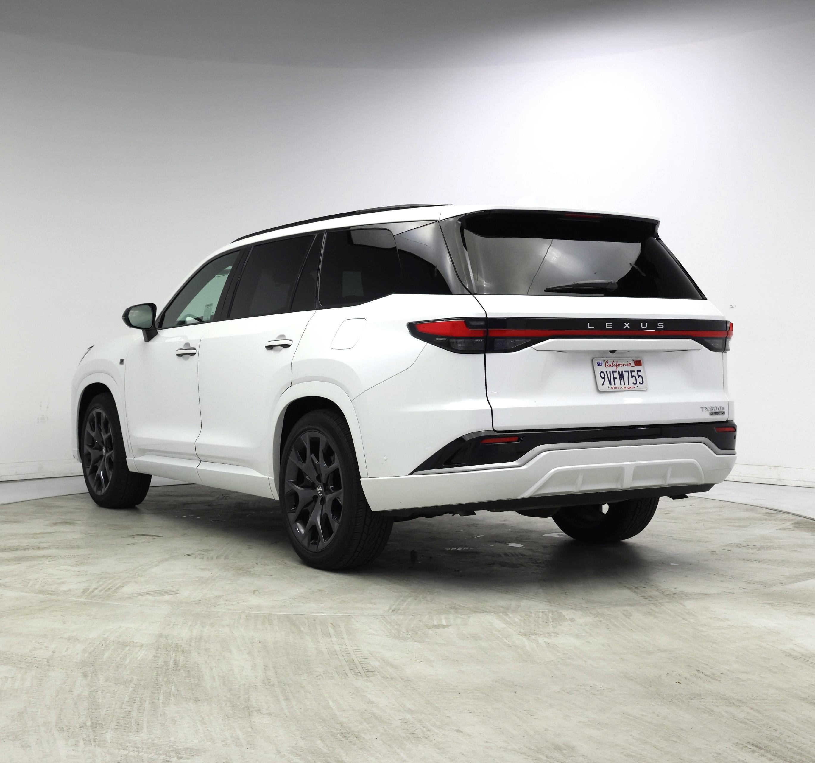 Thumbnail: 2026 Lexus TX - 2