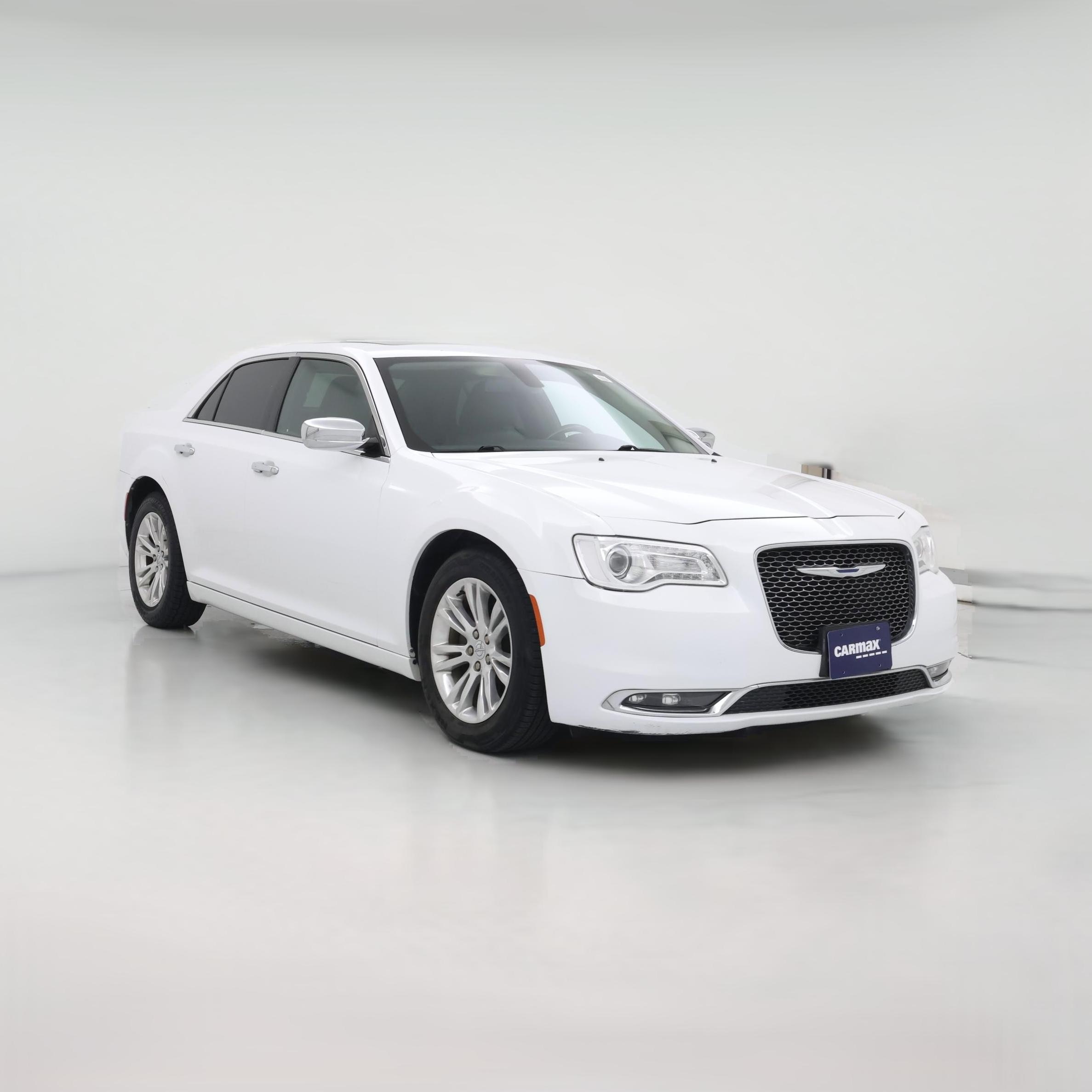 Thumbnail: 2017 Chrysler 300 - 1