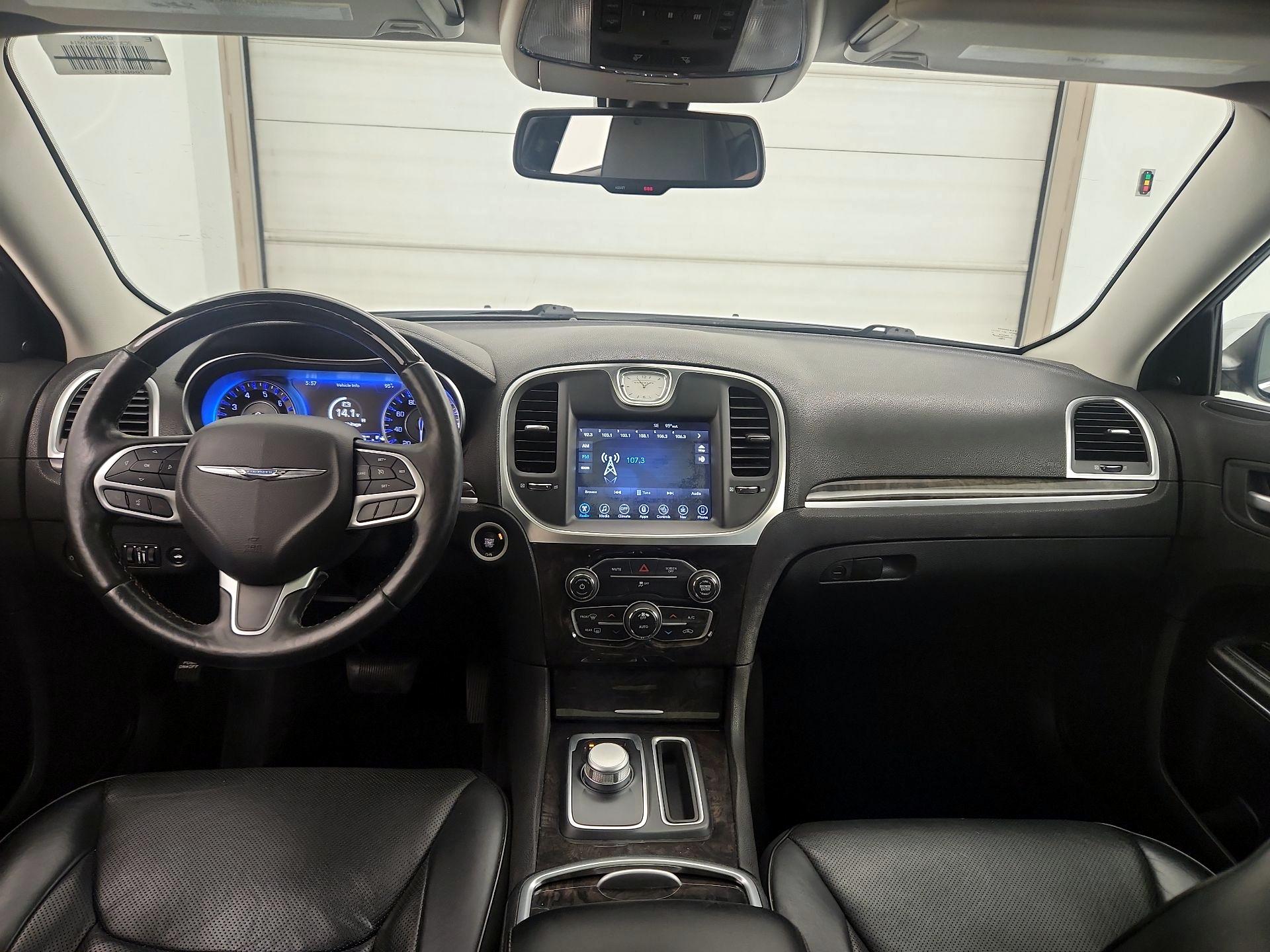 Thumbnail: 2017 Chrysler 300 - 9