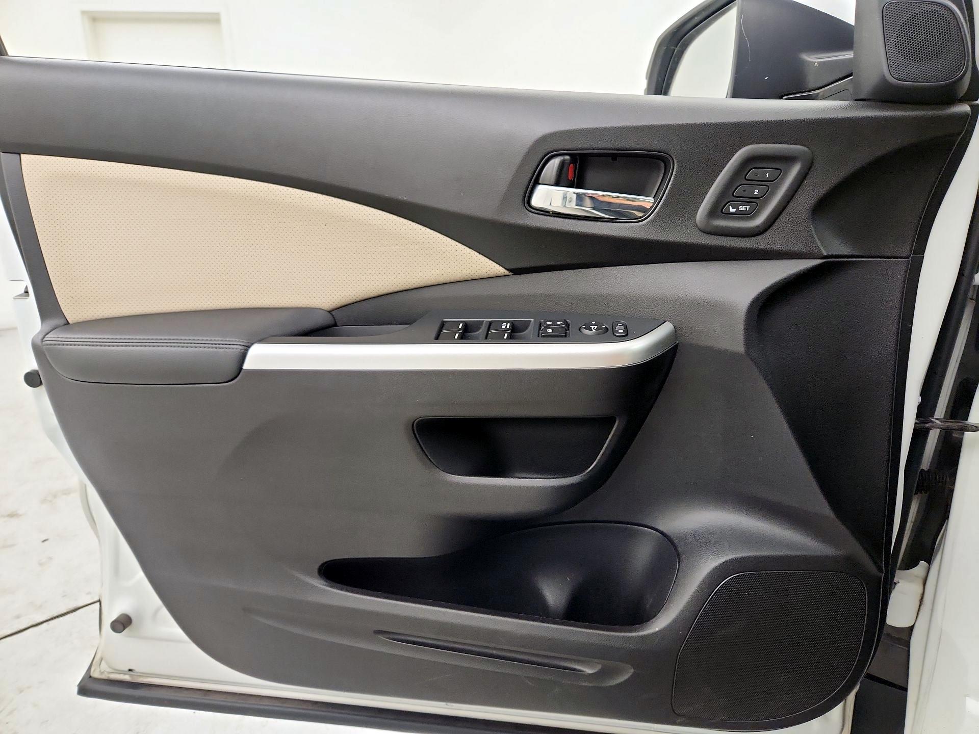 Thumbnail: 2016 Honda CR-V - 12