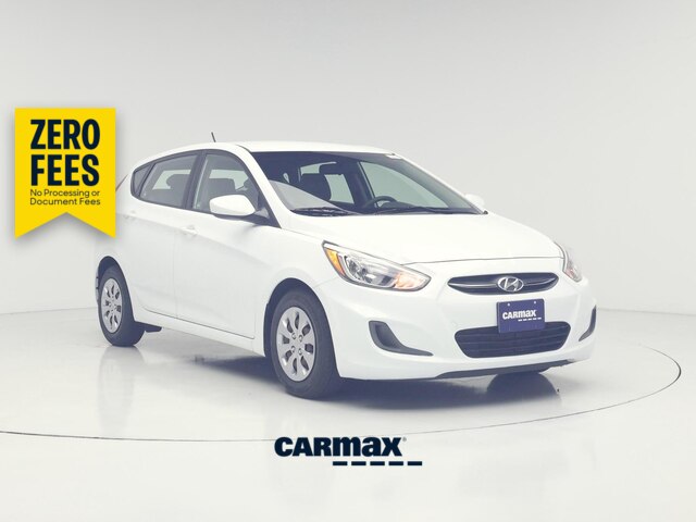 2017 Hyundai Accent SE 4-Door Hatchback FWD