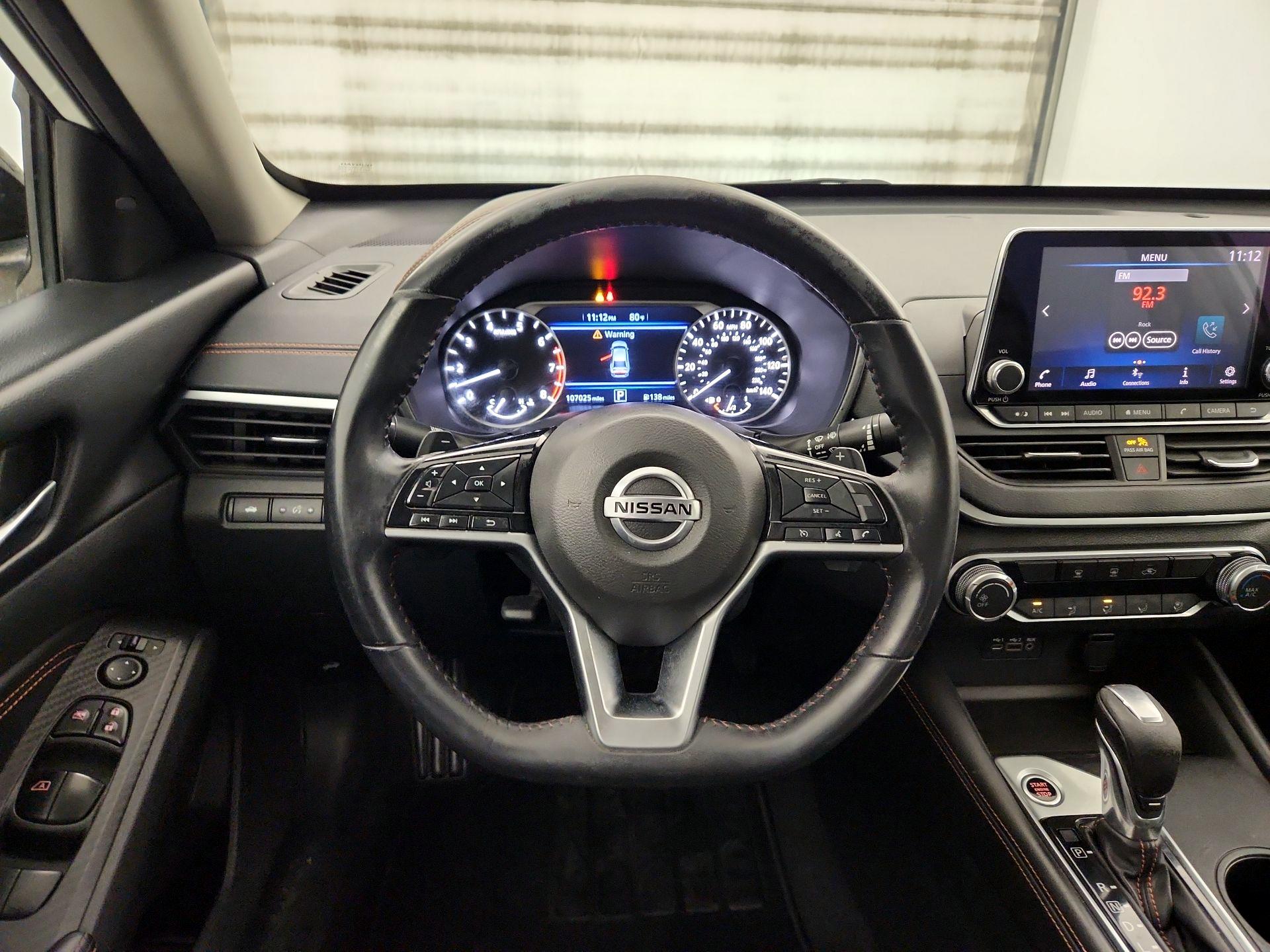 Thumbnail: 2019 Nissan Altima - 10