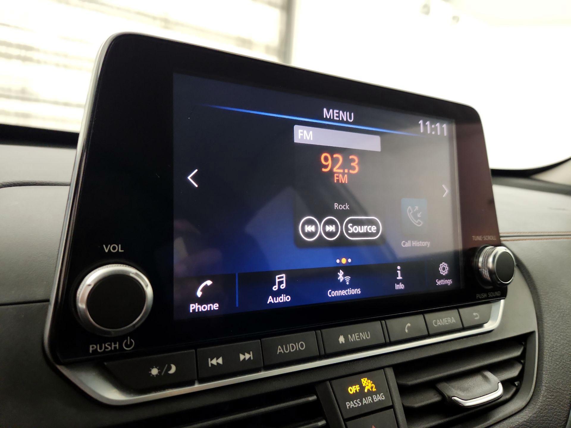 Thumbnail: 2019 Nissan Altima - 15