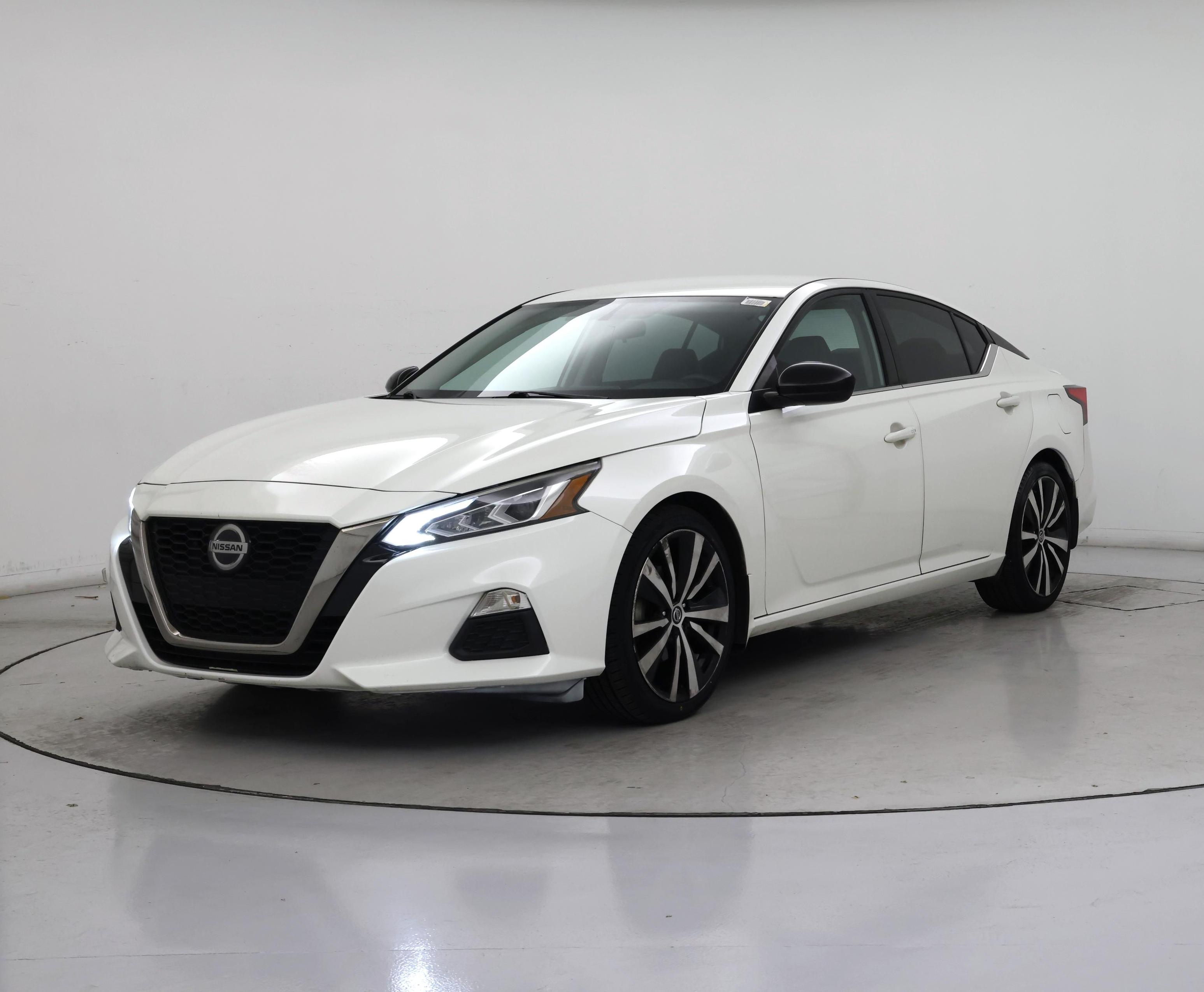 Thumbnail: 2019 Nissan Altima - 4