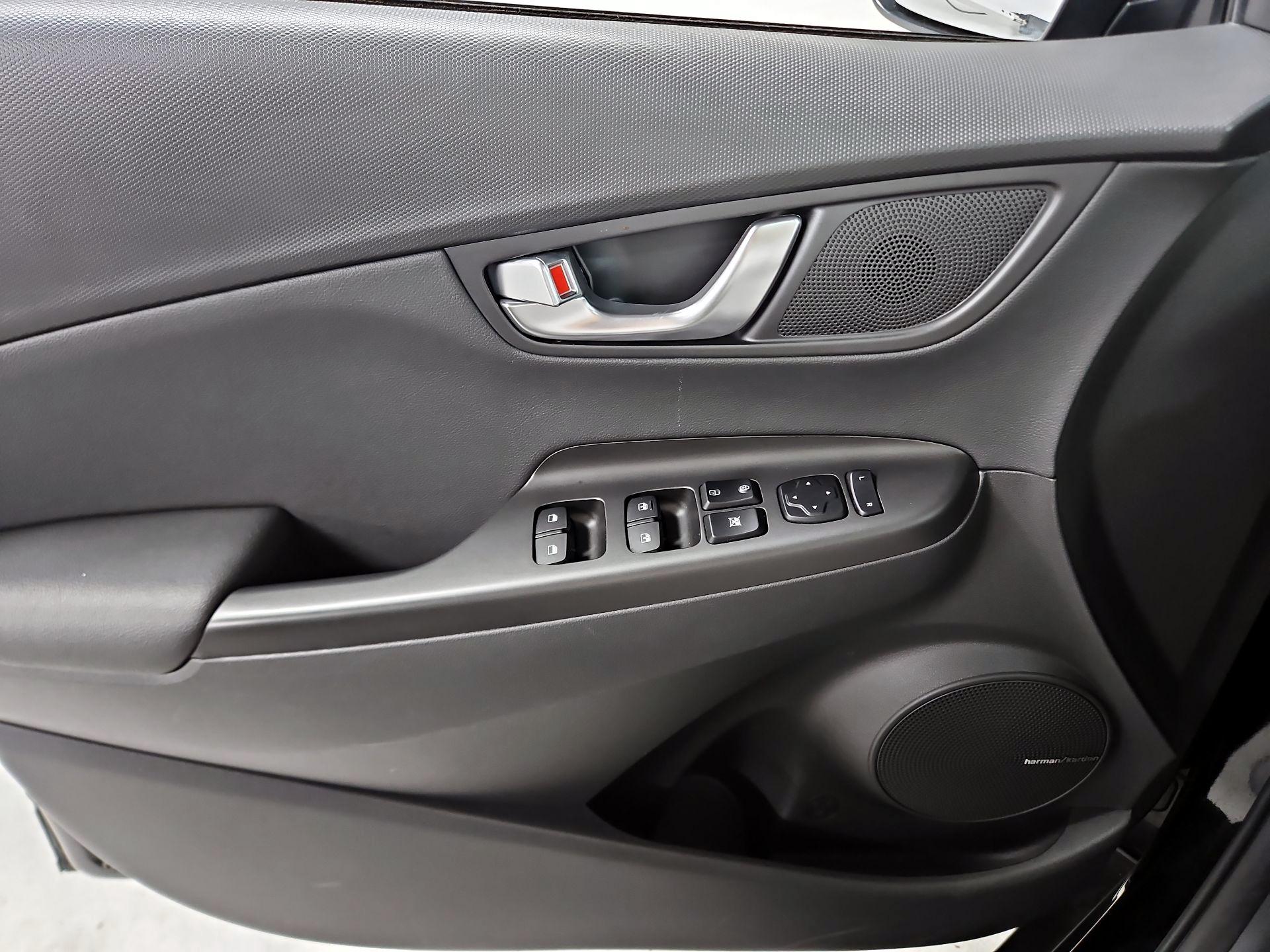 Thumbnail: 2022 Hyundai Kona - 12