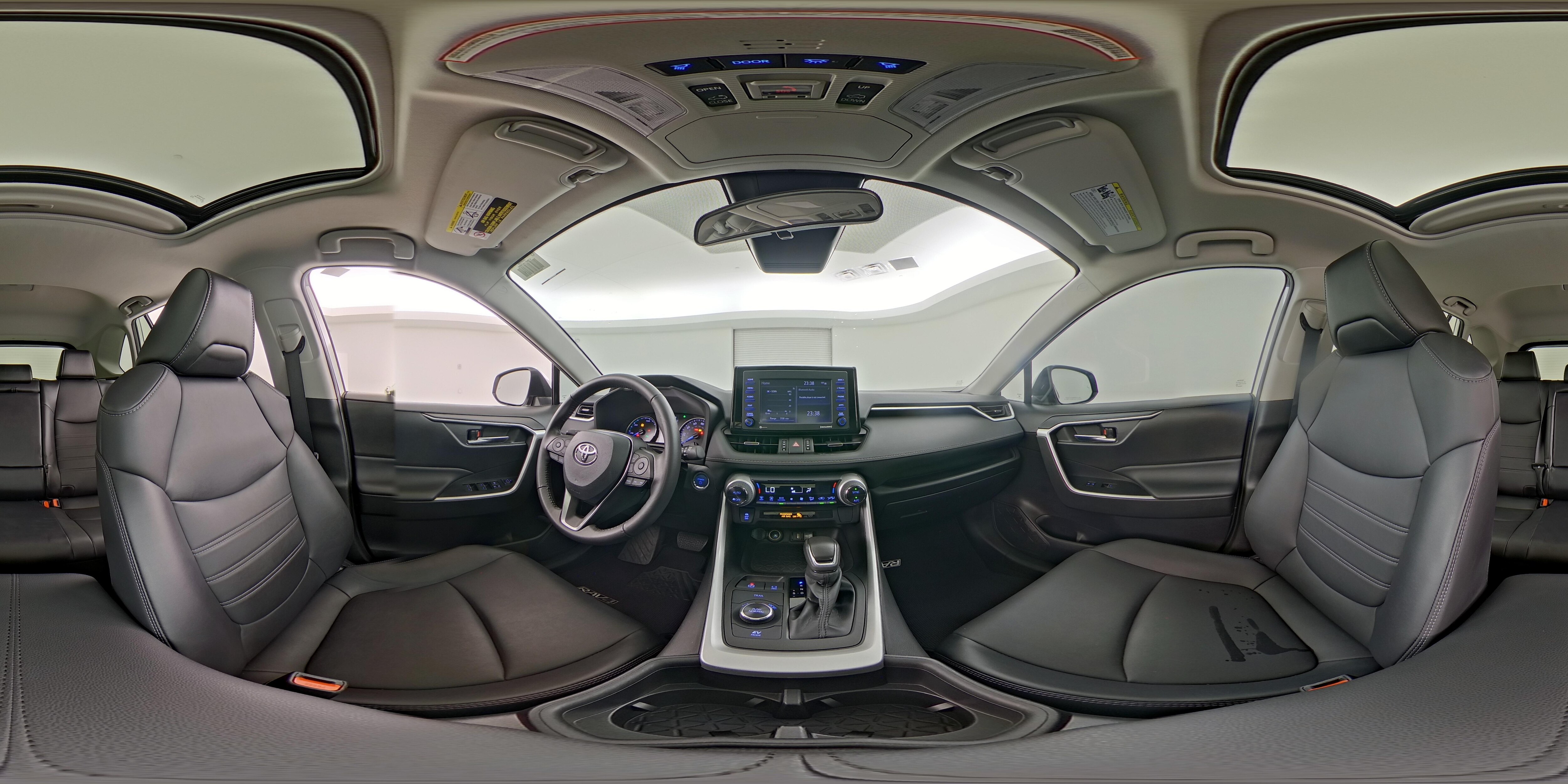 2022 Toyota RAV4 XLE Premium - Photo 25