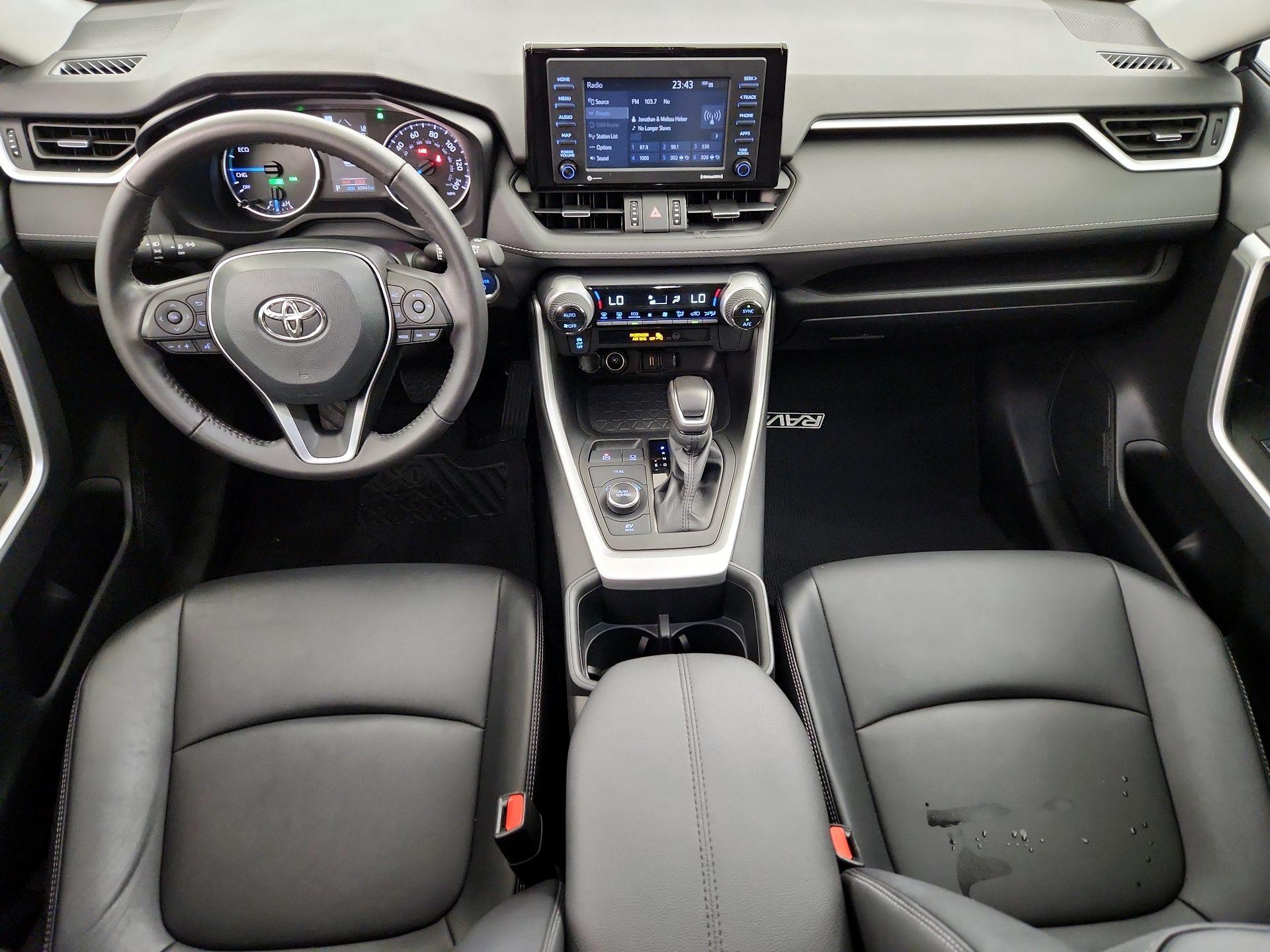 Thumbnail: 2022 Toyota RAV4 - 9
