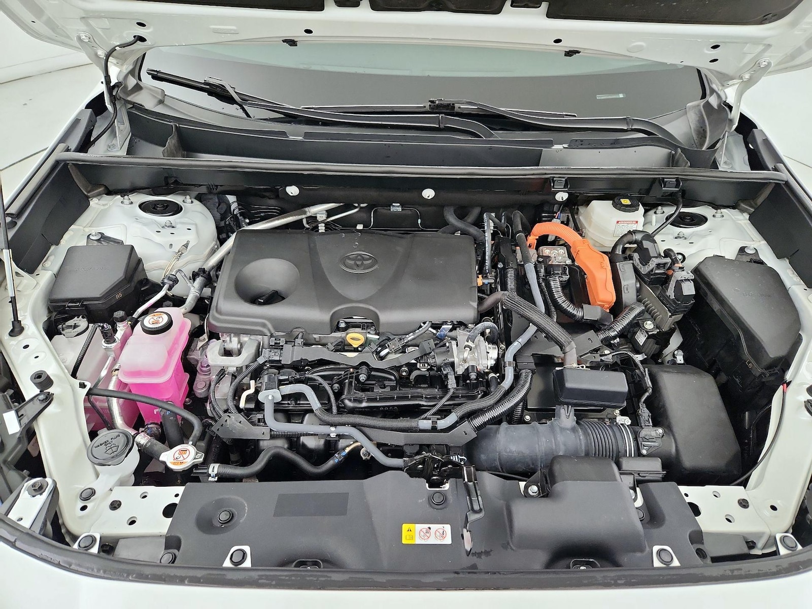 2022 Toyota RAV4 XLE Premium - Photo 23