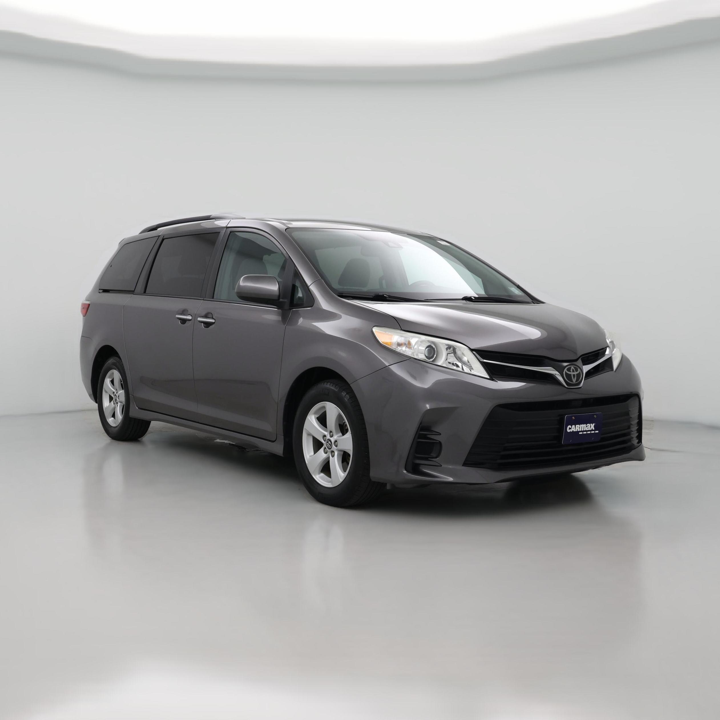 Thumbnail: 2019 Toyota Sienna - 1