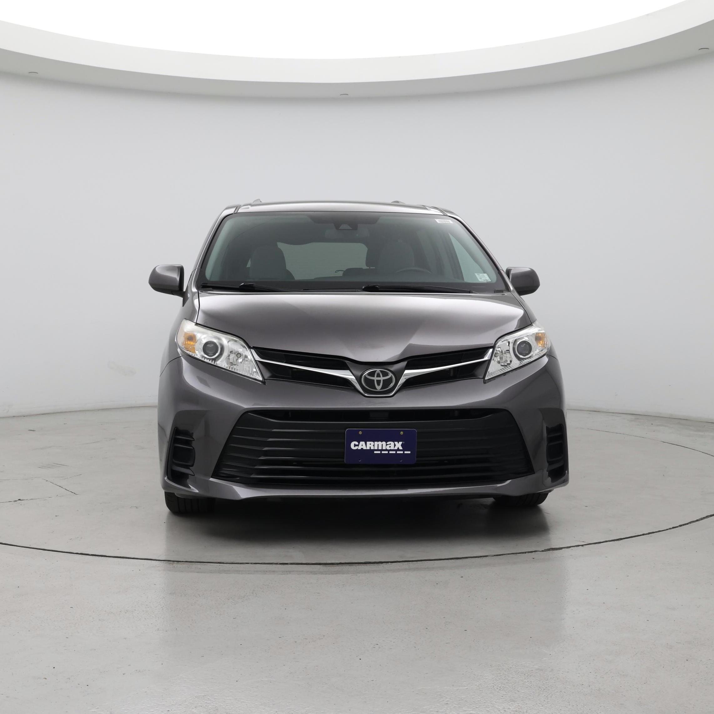 Thumbnail: 2019 Toyota Sienna - 5