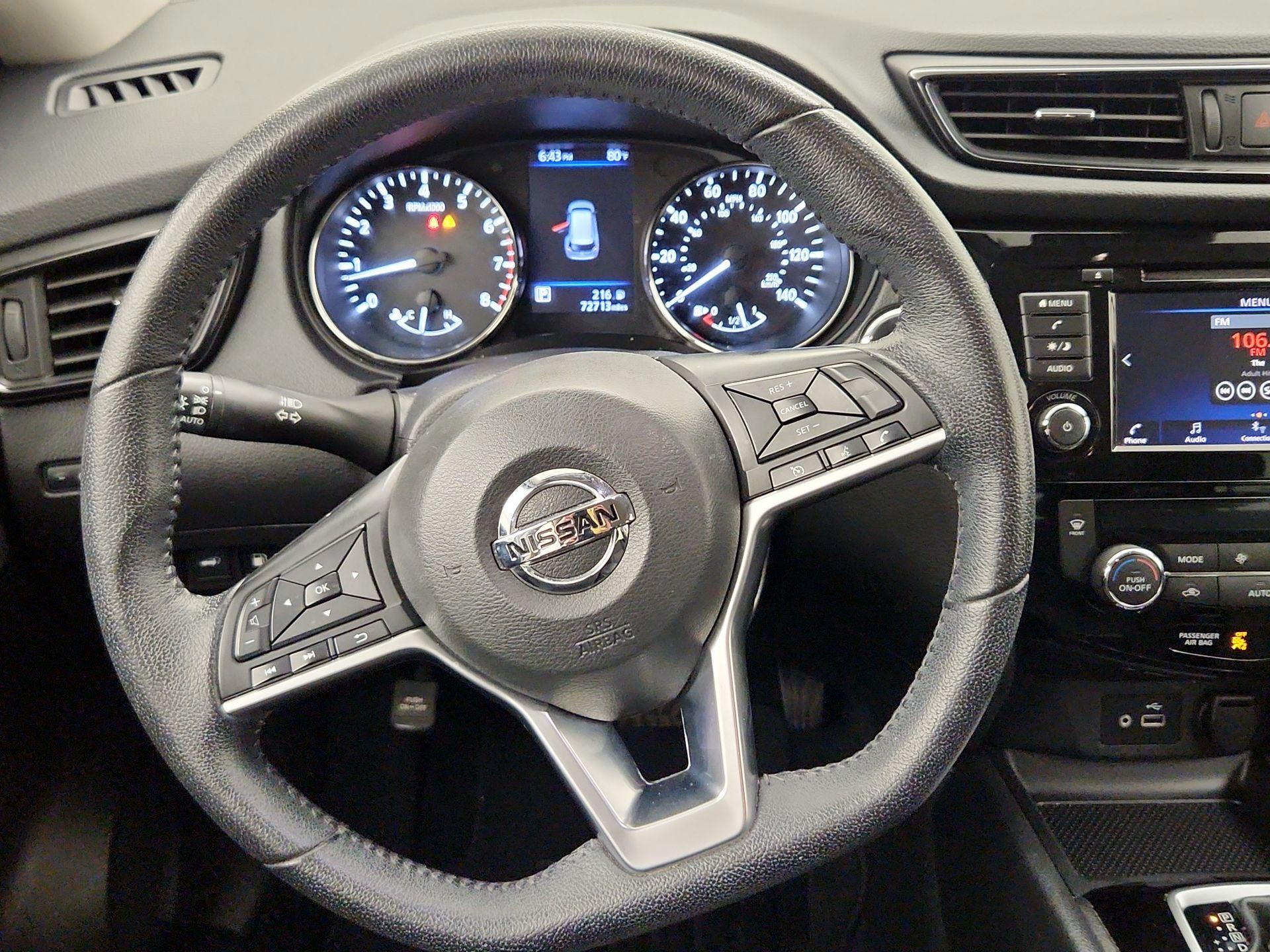 Thumbnail: 2019 Nissan Rogue - 10