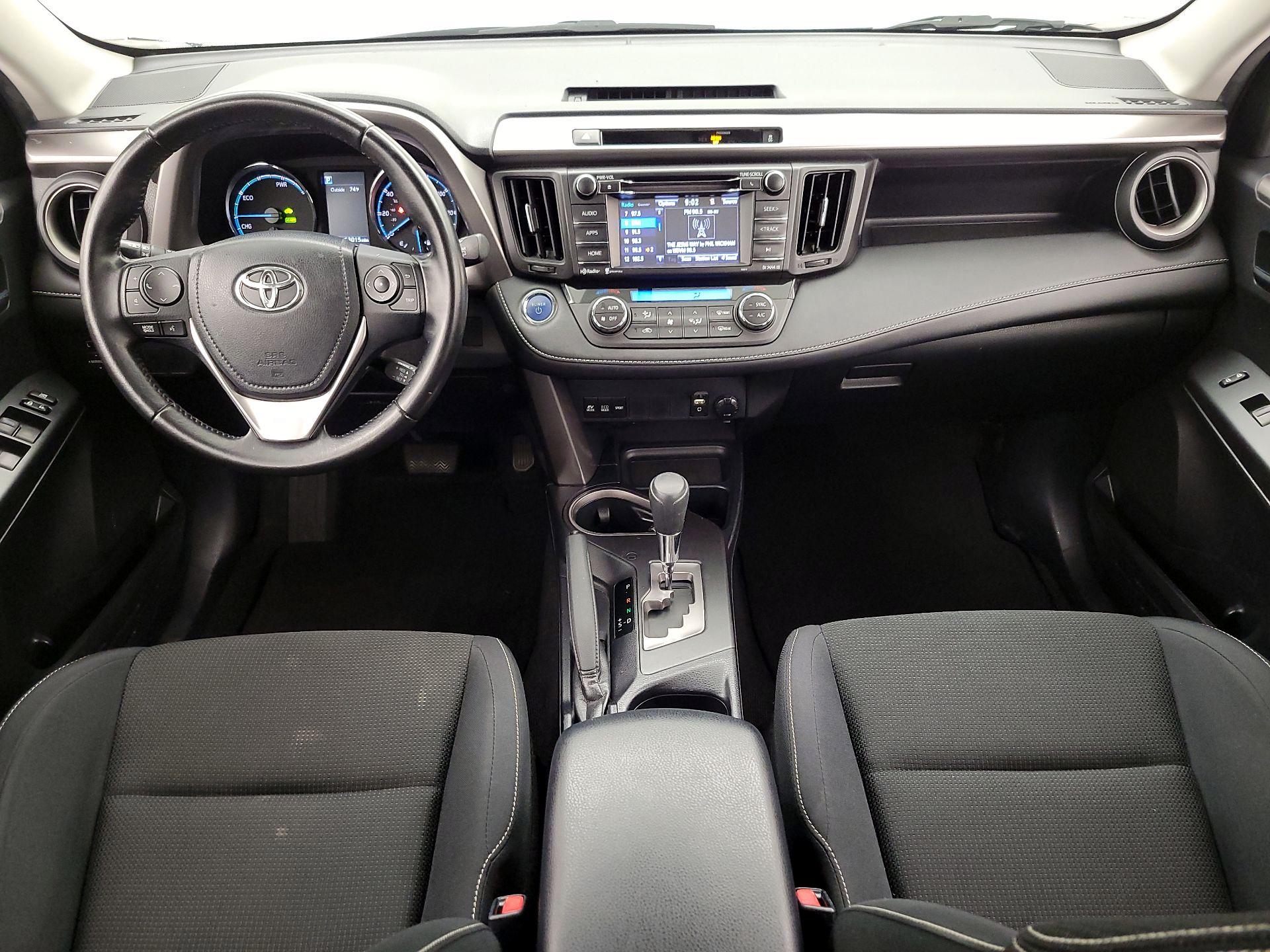 Thumbnail: 2016 Toyota RAV4 - 9