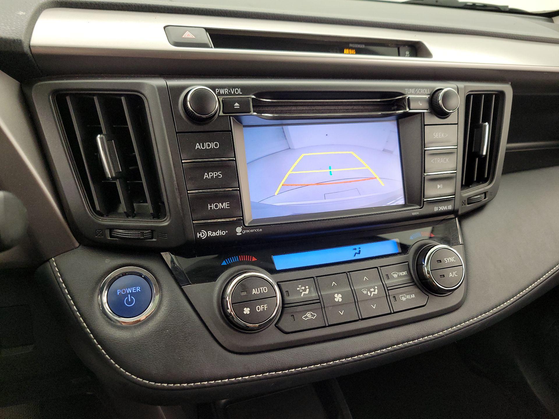 Thumbnail: 2016 Toyota RAV4 - 14