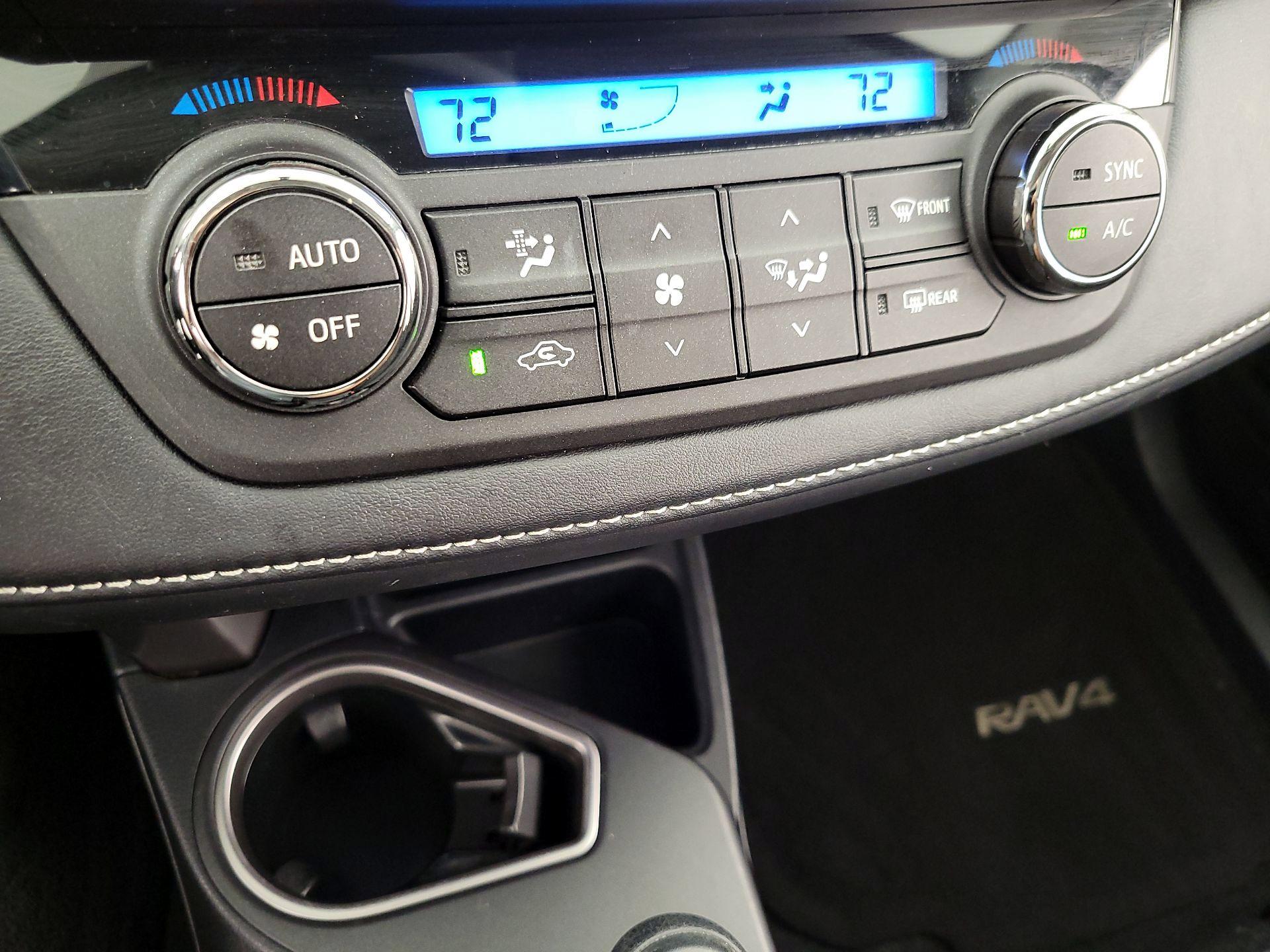 Thumbnail: 2016 Toyota RAV4 - 16